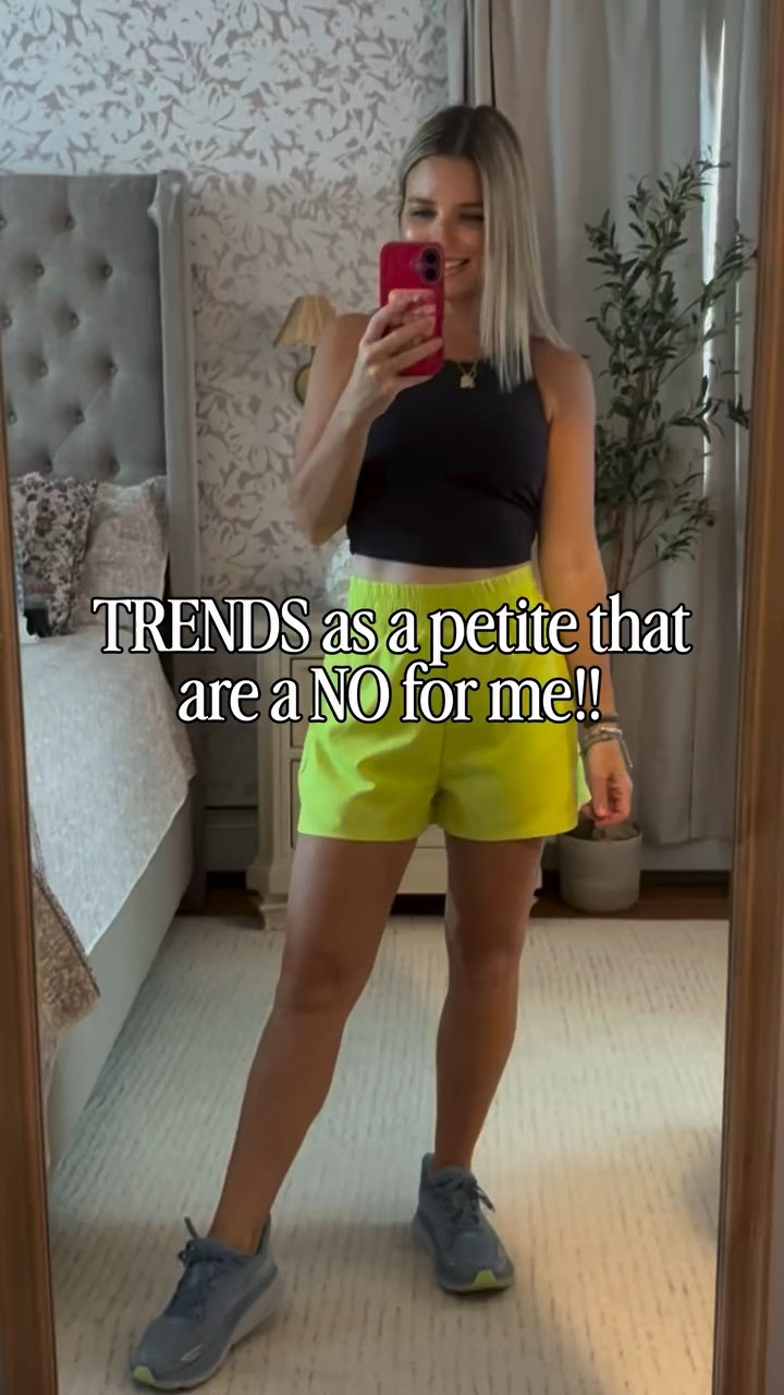 Trends that I don’t ❤️ as a petite. Cute, but not for us! And what I would pick instead!

Tell me if you love this and I will do more of them! 

Comment TRENDY for a 🔗 to everything! 

#petitestyle #petitetips #trends #trendy #styling styleinspo activewear whattowear grwm outfitinspo fitness petite biker shorts travel lounge sweatsets leggings

#LTKootd #LTKPetite #LTKSaleAlert