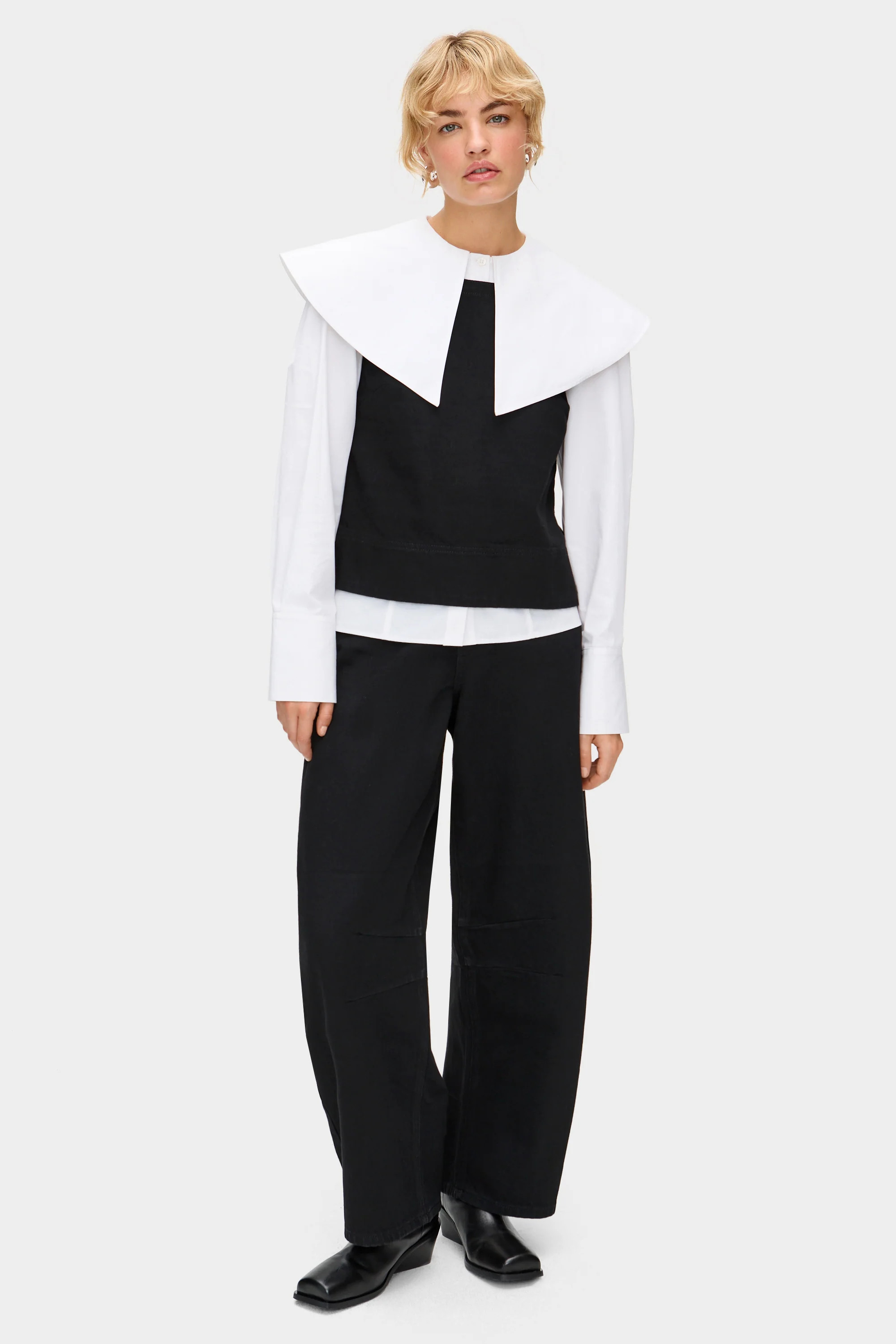 ALIGNE Barrel Leg Jeans - Black | Markus | Aligne UK