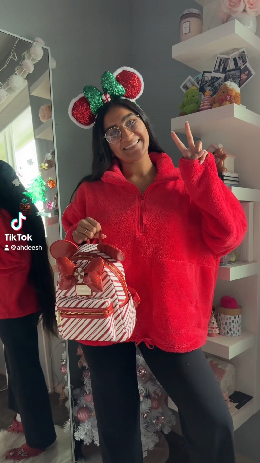 ears- disney
backpack- loungefly 