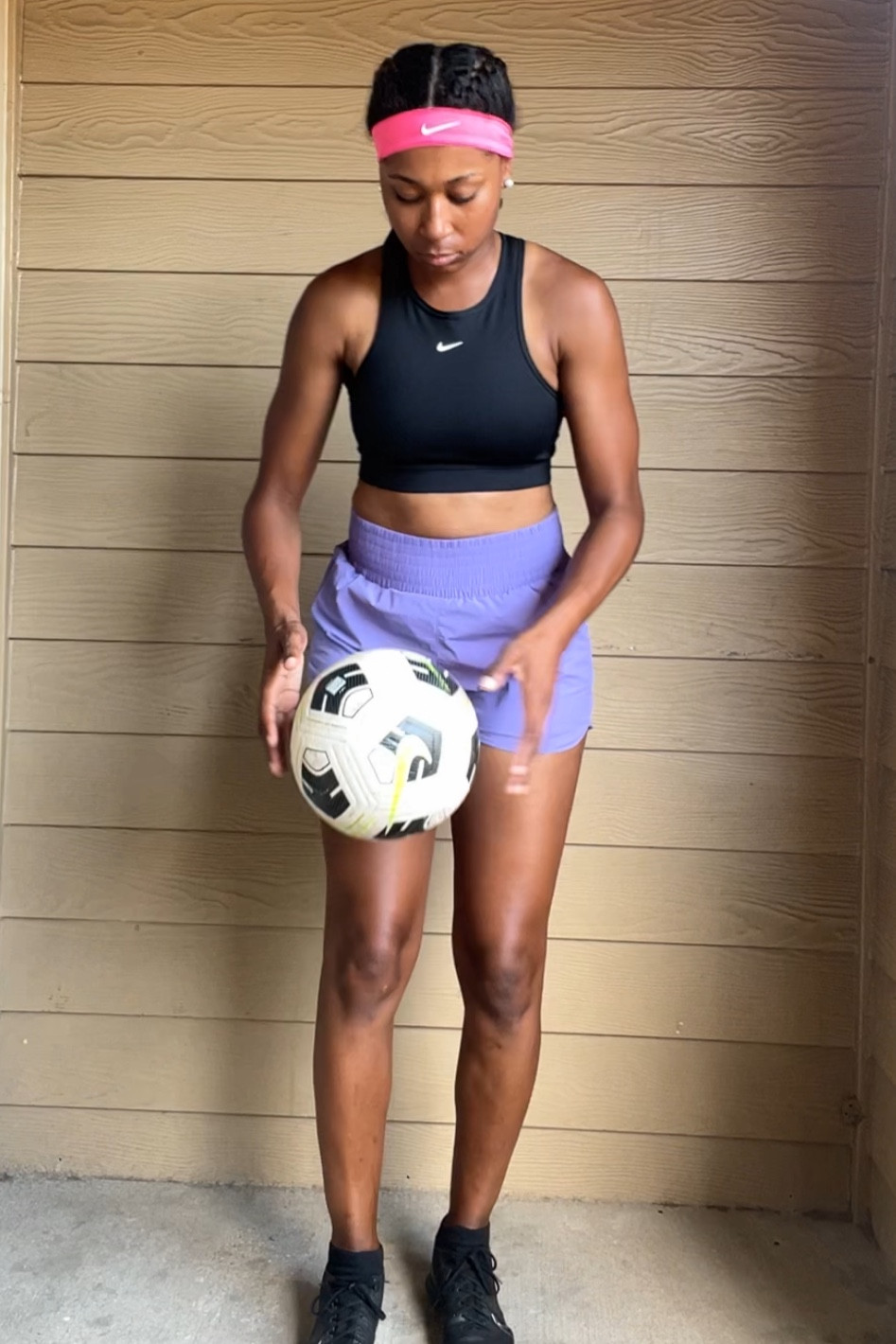 Purple high waisted shorts

#LTKSummerSales #LTKFitness #LTKActive