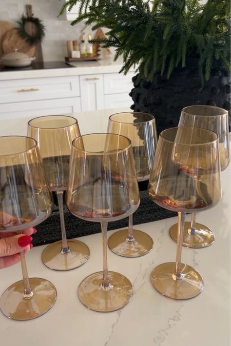 The dreamiest Amazon wine glasses! Perfect gift idea or treat yourself (like I did) 🤶🏻



#LTKGiftGuide #LTKHoliday #LTKhome