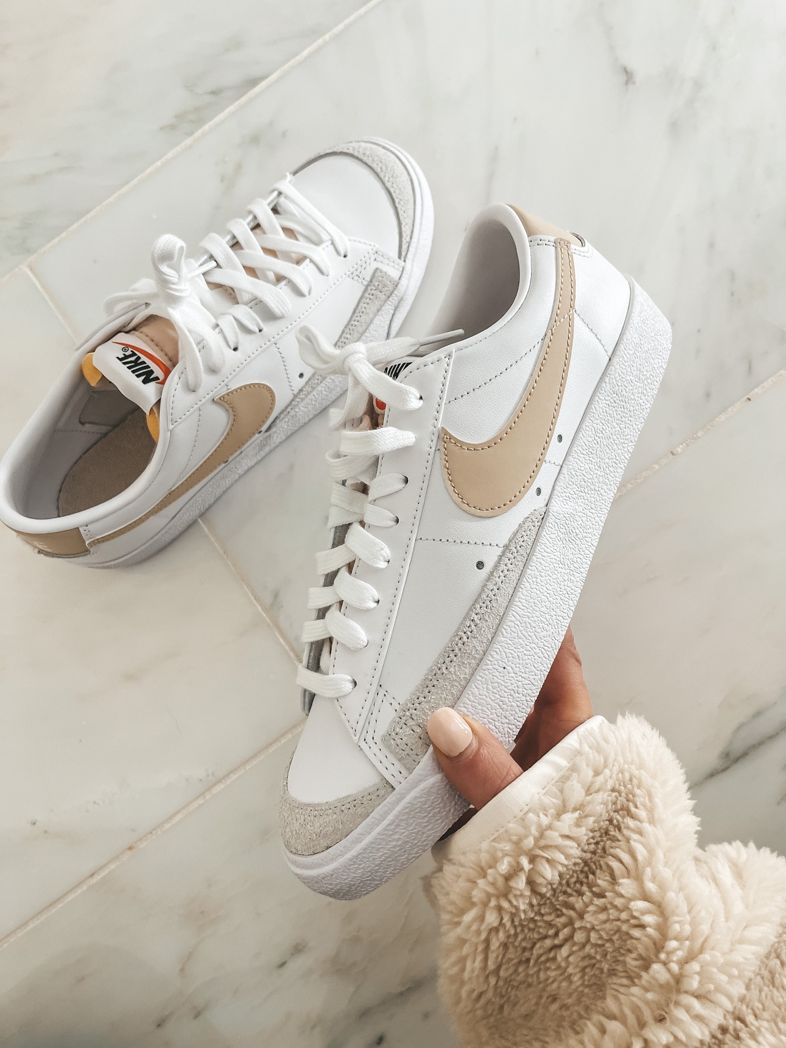 Nike low blazer sneakers fit tts 
