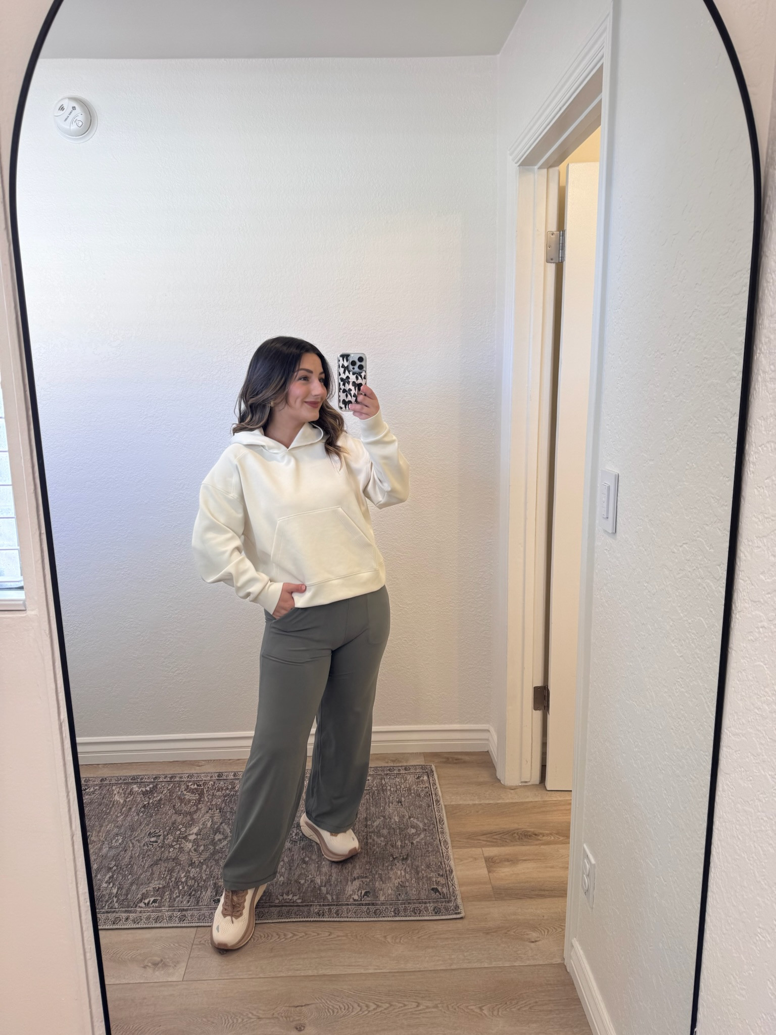 Petite friendly activewear! Ivory sweatshirt size medium, Grey sage yoga pants size small short (5'0" 140lbs)


#LTKootd #LTKPetite #LTKActive