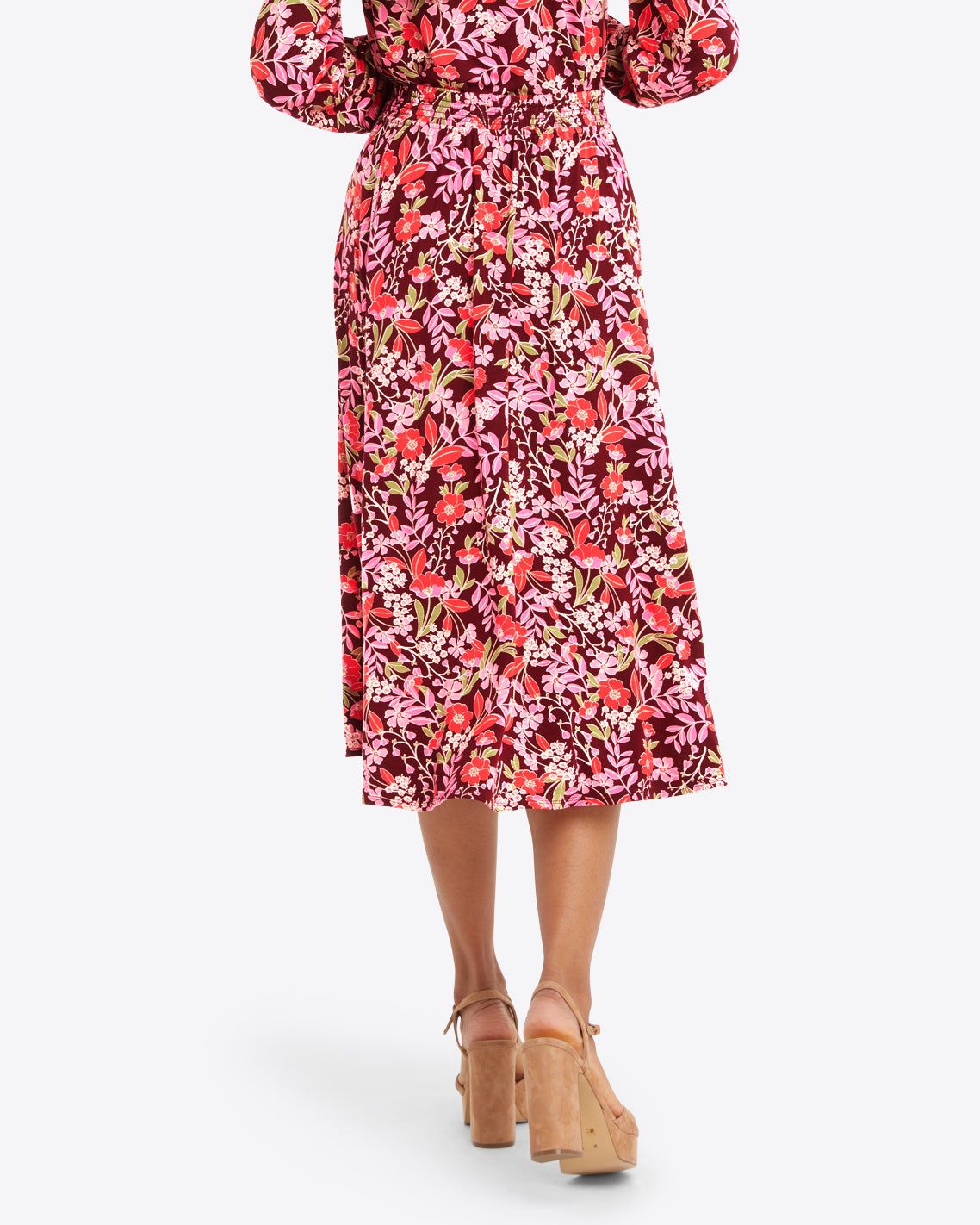 Side Slit Skirt in Flowering Vine | Draper James (US)