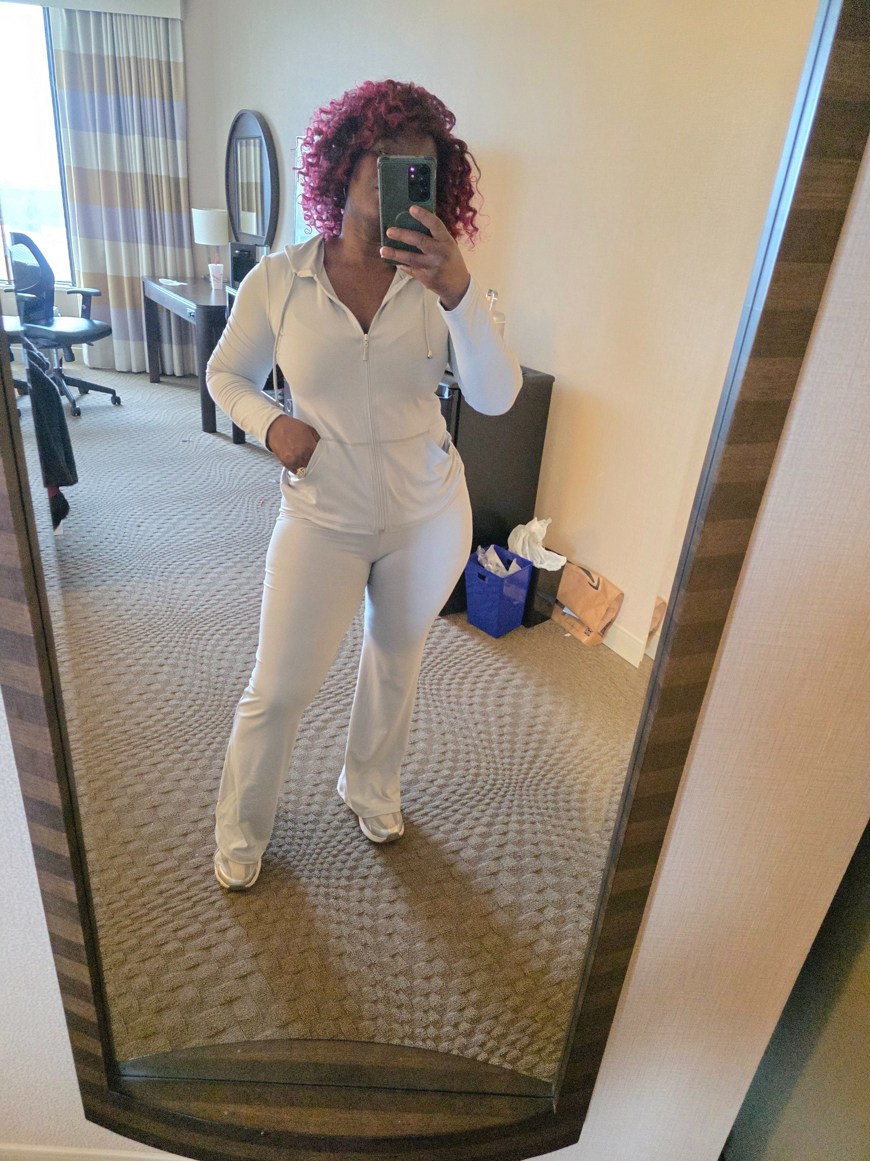 Friday comfort in this set. 

#LTKMidsize #LTKootd