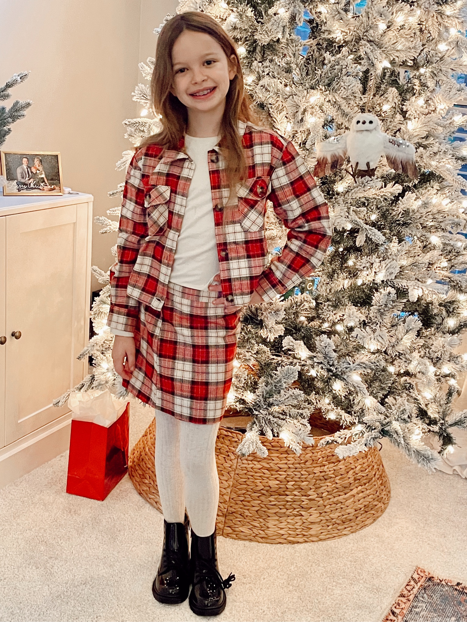 Matching set for under $40! Christmas meets Clueless ❤️ 90s style for the grade school set 👏🏻 

#cybermonday #kidschristmasoutfit #holidaystyle #christmasplaid #hmkids #90sstyle

#LTKFindsUnder50 #LTKHoliday #LTKKids
