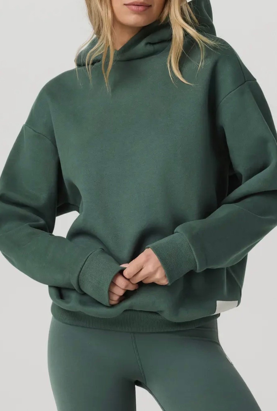 Sweats 
Sweatshirt 
Sweatpants 
Matching set
Sneakers 

#LTKfitnessgoals #LTKmorningroutine #LTKActive