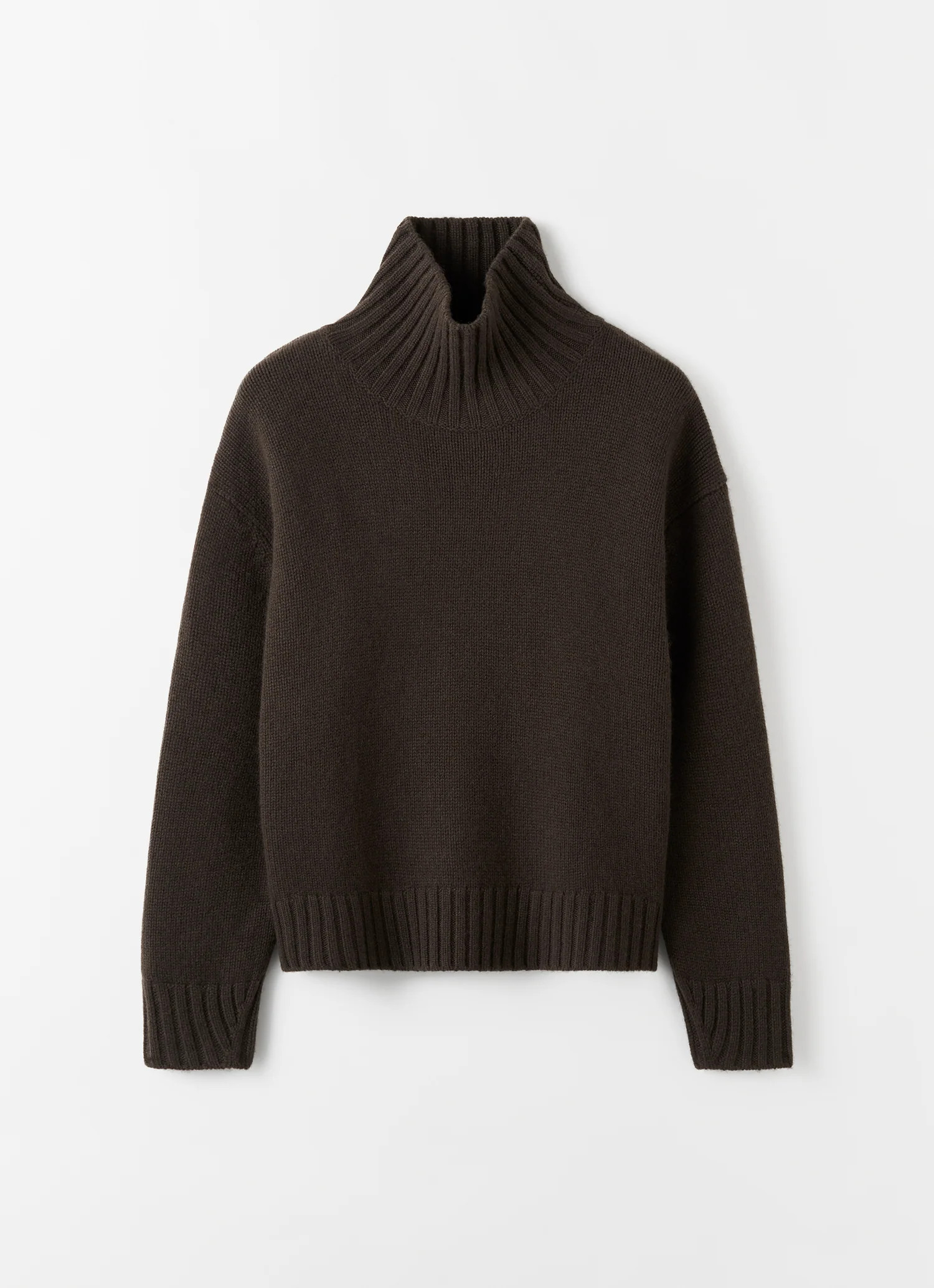 Nola Turtleneck Sweater, chocolate | Almada Label