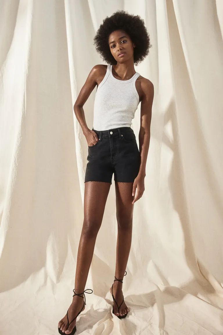 Skinny High Denim shorts | H&M (UK, MY, IN, SG, PH, TW, HK)
