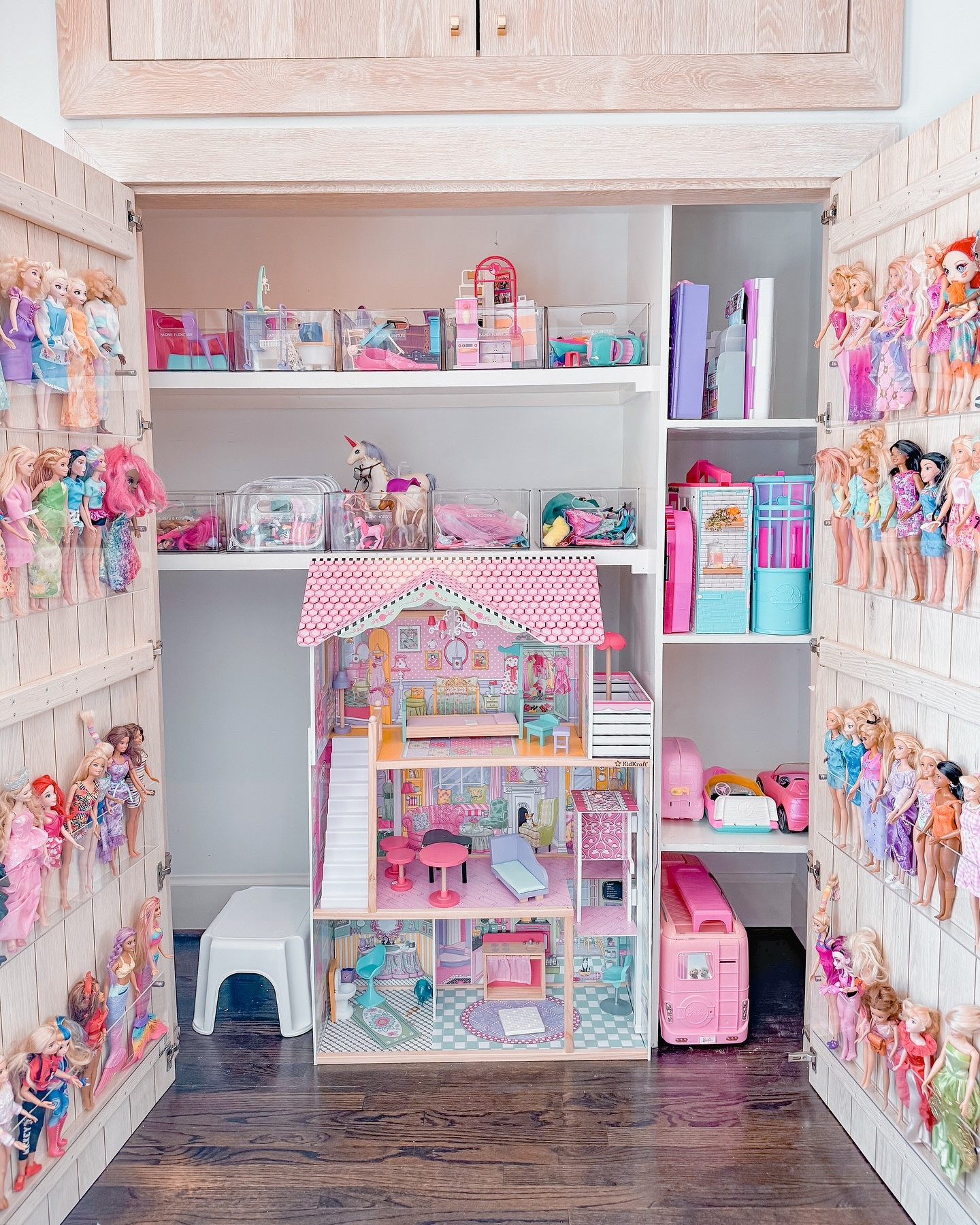 The ultimate Barbie dream closet! 💗✨

This closet holds it ALL— the playhouse, clothes, shoes, furniture, cars, and every tiny accessory! We maximized every inch by adding acrylic magazine racks to the doors, turning them into the perfect Barbie display and storage that’s both functional and fun.

Now, this lucky girl can see her entire collection at a glance and actually play without spending 20 minutes digging through bins first!

Ready for organized spaces that spark joy AND function for you and your family? DM me! 

#sortandsimplifyorganizing #nashvilleorganizer #nashvillehomeorganizer #nashvillehomes #nashvillemoms #organizedkids #organizedcloset #barbieorganization #organizedbarbies #barbiecloset #organizedkids