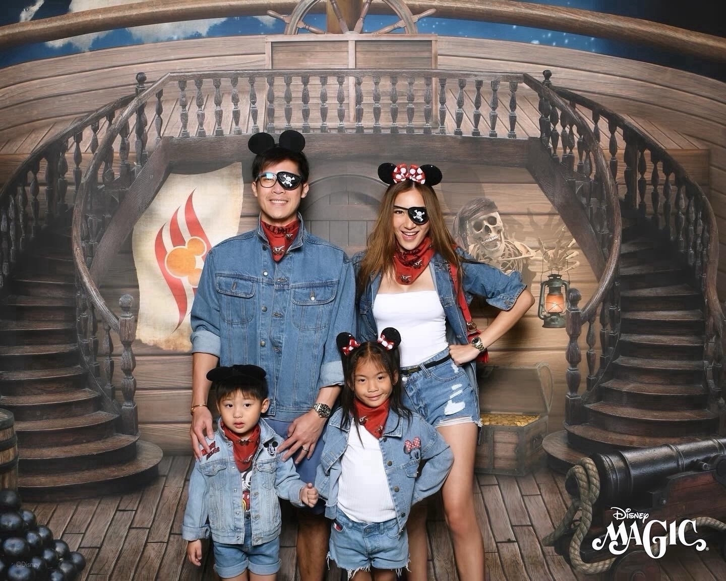 👑 Tangled x 🏴‍☠️ Pirates of The Caribbean 🚢✨ Disney Family Outfits 👖🫶☺️ 

#DisneyCruise #SpringBreak #K8Afamily #DisneyOutfit #SpringStyle #FamilyOutfit #Mommyandme #AmazonFinds #cruiselife #denimondenim #denimoutfit 

#LTKkids #LTKtravel #LTKfamily