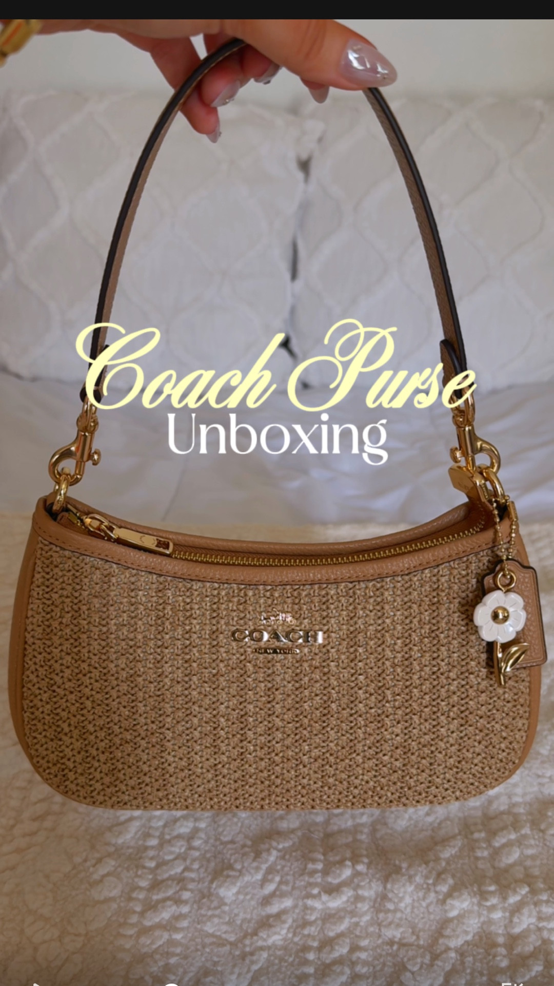 Coach Purse Unboxing 🌼🧸🤍✨

#coachpurse #coach #newbag

#LTKSaleAlert