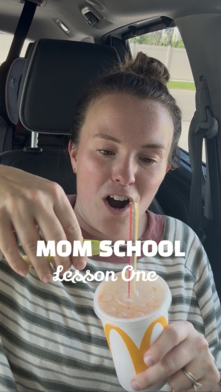 Class is in session! 🍎 SOMETHING THAT ANNOYS ME THAT I NEVER KNEW WOULD. 

Those little scissors are my homies & fit right in my crossbody bag, diaper bag, or in the car somewhere

🥤 Comment “FANTA” for the twiggy scissors (in honor of that hot, flat Fanta I drank for this video in the name of an important mom lesson)