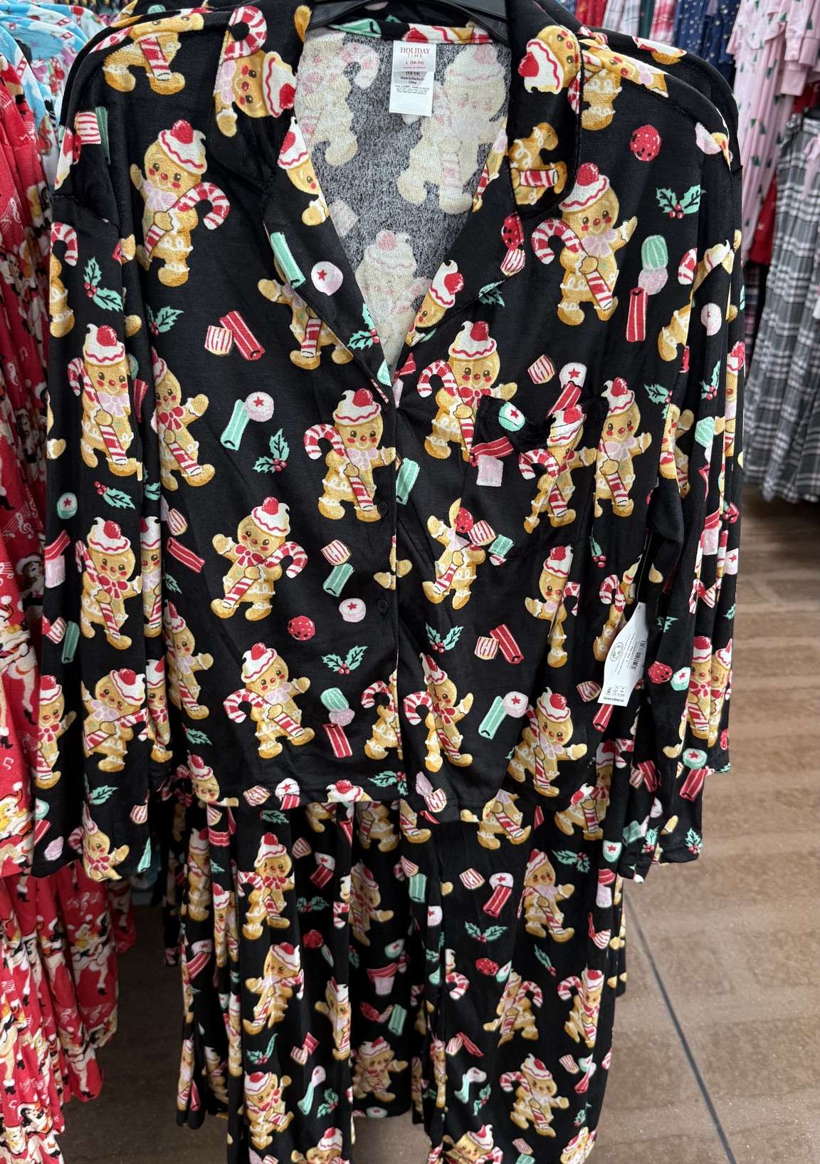 Christmas pajamas for women under $20, gingerbread, candy cane, soft, two piece, long sleeve and pants #christmas #christmaspajamas

#LTKHoliday #LTKFindsUnder50