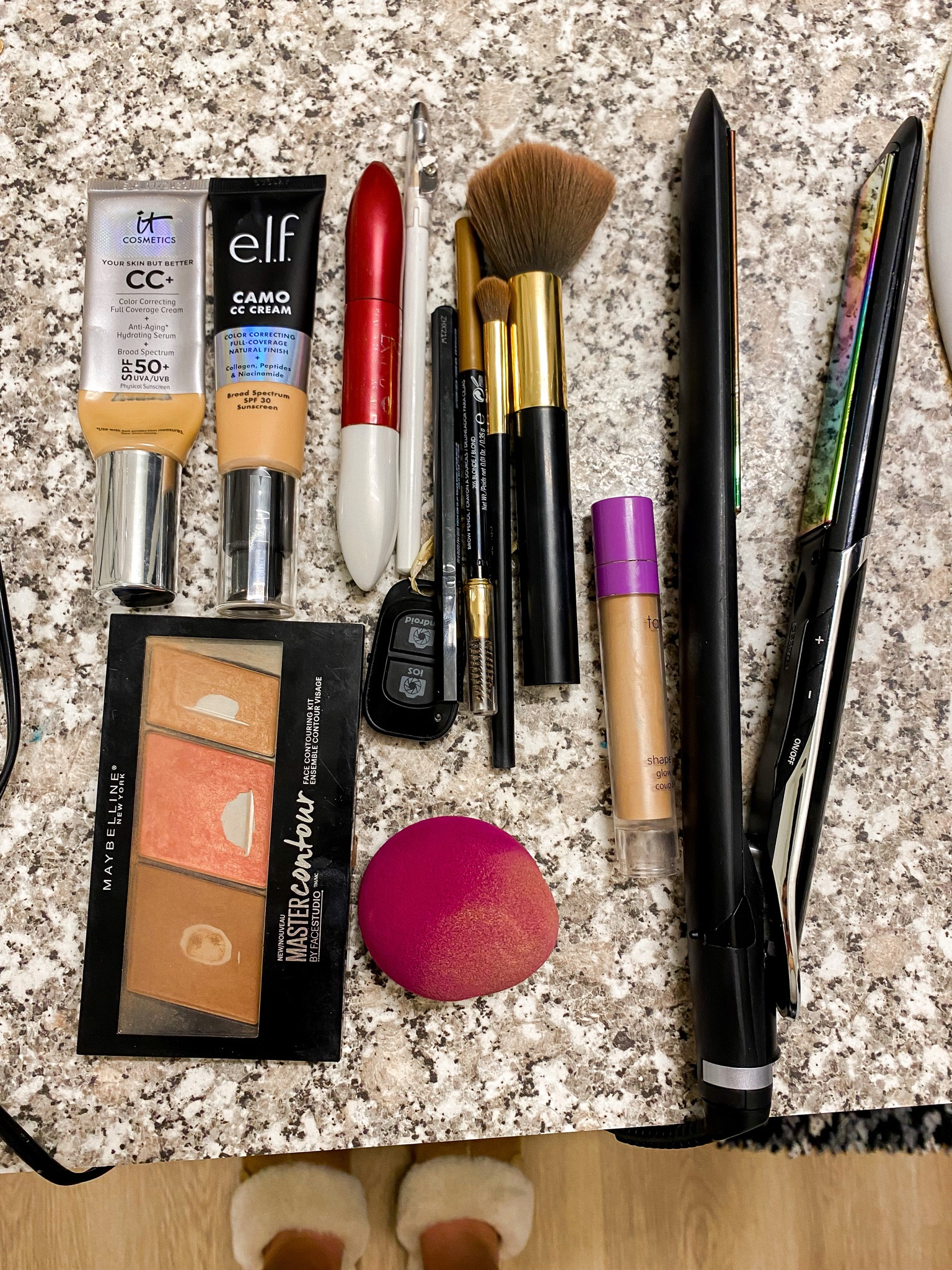 My go-to make up essentials. Little hack: use your bronzer as eye shadow. Less to pack, easy to do, and you know the color matches your skin tone. Plus it just warms up your face even more. Bonus: it makes blue eyes pop. 👀

#LTKstyletip #LTKbeauty #LTKfindsunder50