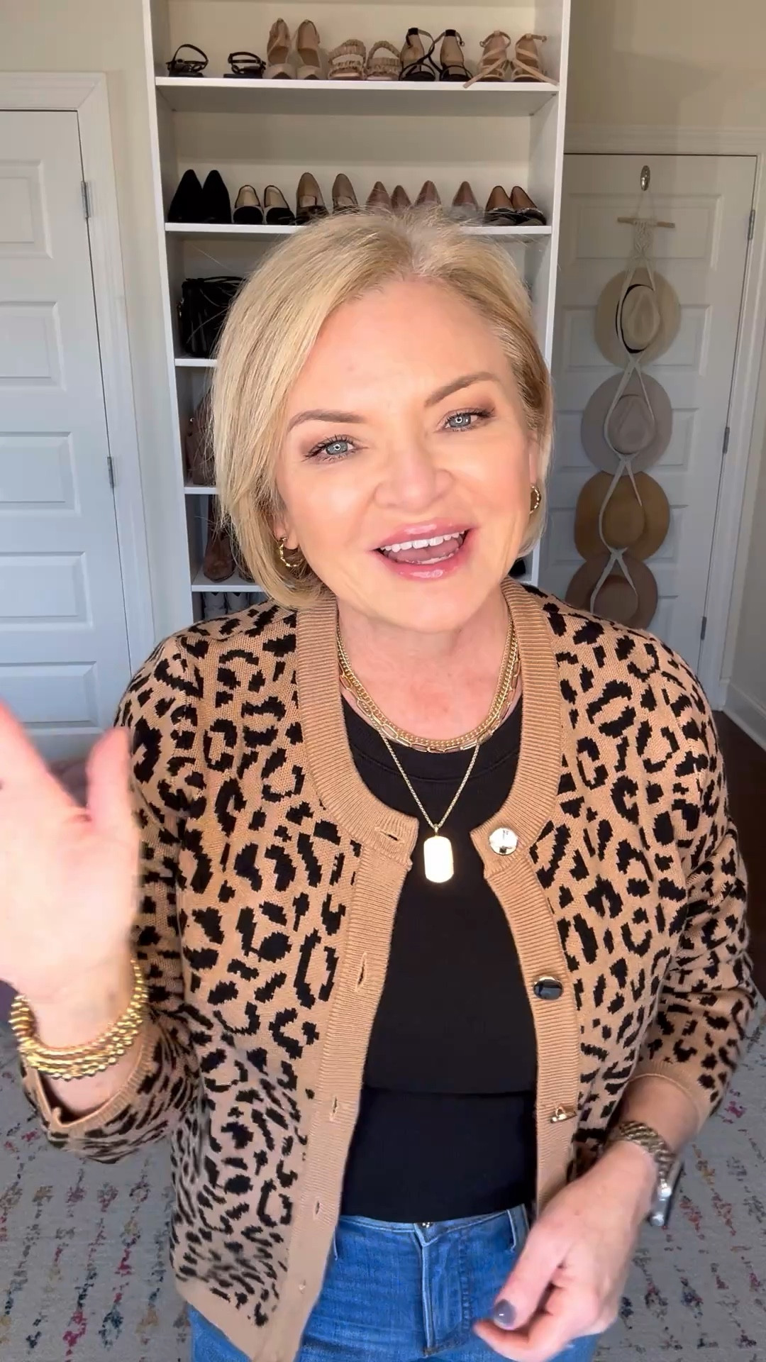 Time for a little introduction!  I'm also linking these items since I've received so many requests for info over on Instagram. 

Style with serena 
Fashion over 50
Leopard print 
Jeans


#LTKFindsUnder100 #LTKOver40 #LTKWatchNow