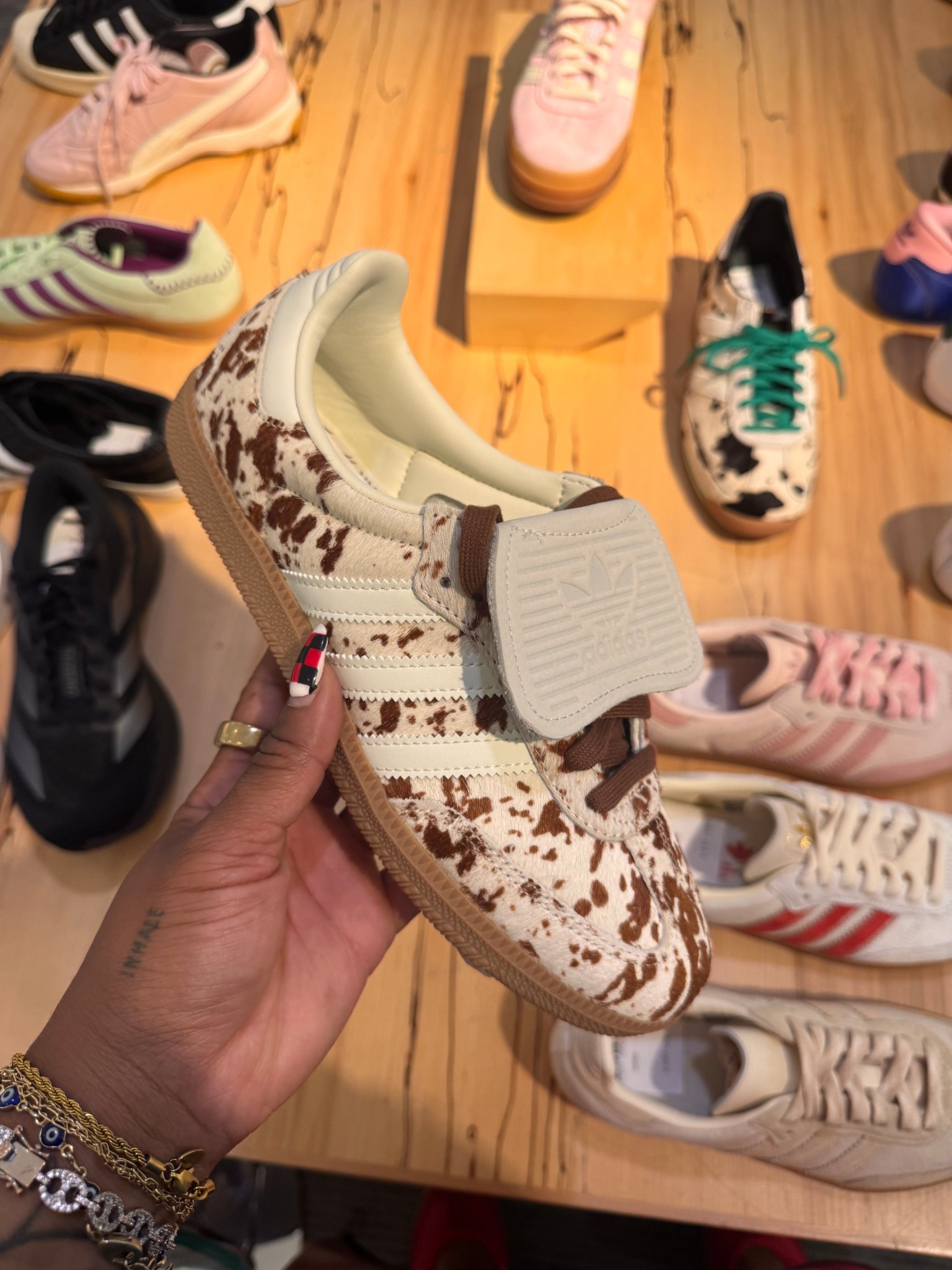 I loveeee Sambas! These are so good! 

#LTKMidsize #LTKShoeCrush #LTKStyleTip