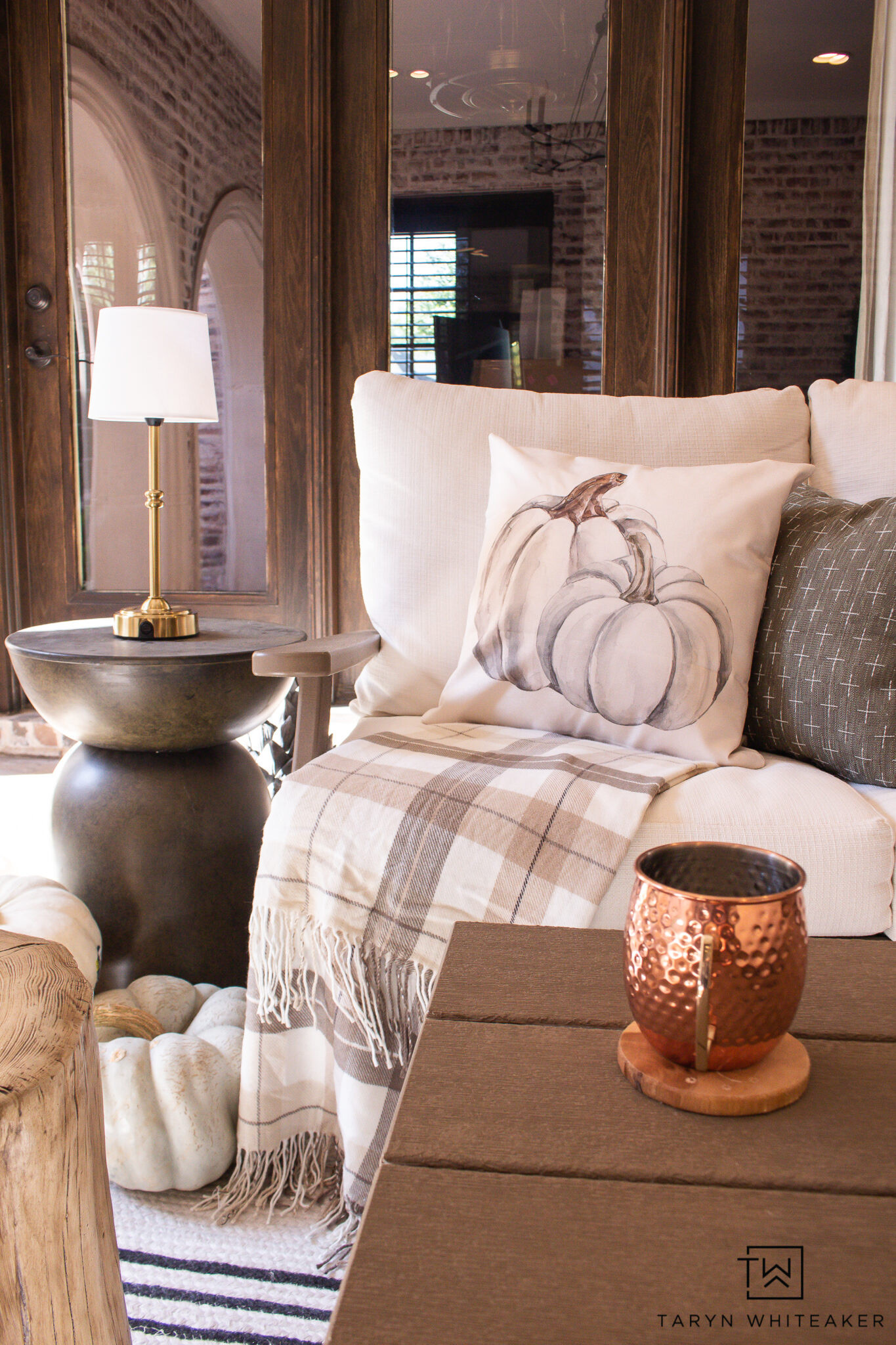Neutral pumpkins + cozy textures = my favorite kind of fall decor 🍂 Such an easy way to give your outdoor space a seasonal refresh.

#LTKSeasonal #LTKHome