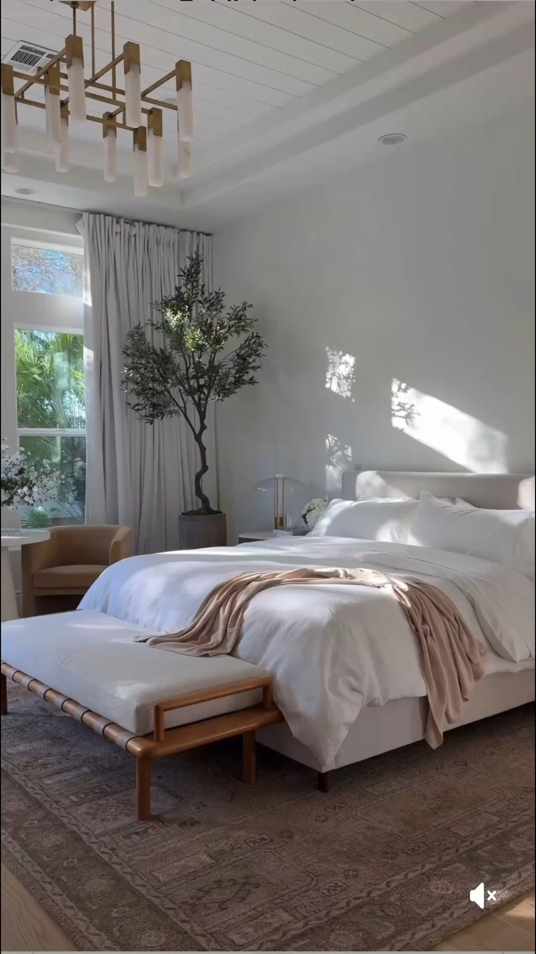 Three ways to style one bed, because why settle for just one look? Playing with different @bed.threads combinations to show just how much a quick color swap can shift the entire energy of a room
1) The Moody look: Rich, deep Espresso with warm Vanilla organic cotton sheets for an inviting, lived-in feel.

2) The Classic White: Fresh White linen bedding anchored by a soft neutral throw for touchable warmth.

3) The Earthy Neutral: Calming, grounded tones (these are Cacao and Portobello) that bring a refined, natural feel to the space.

Which look are you choosing for your bedroom? Let me know in the comments!

#LTKHome #LTKdayinmylife #LTKmomlife