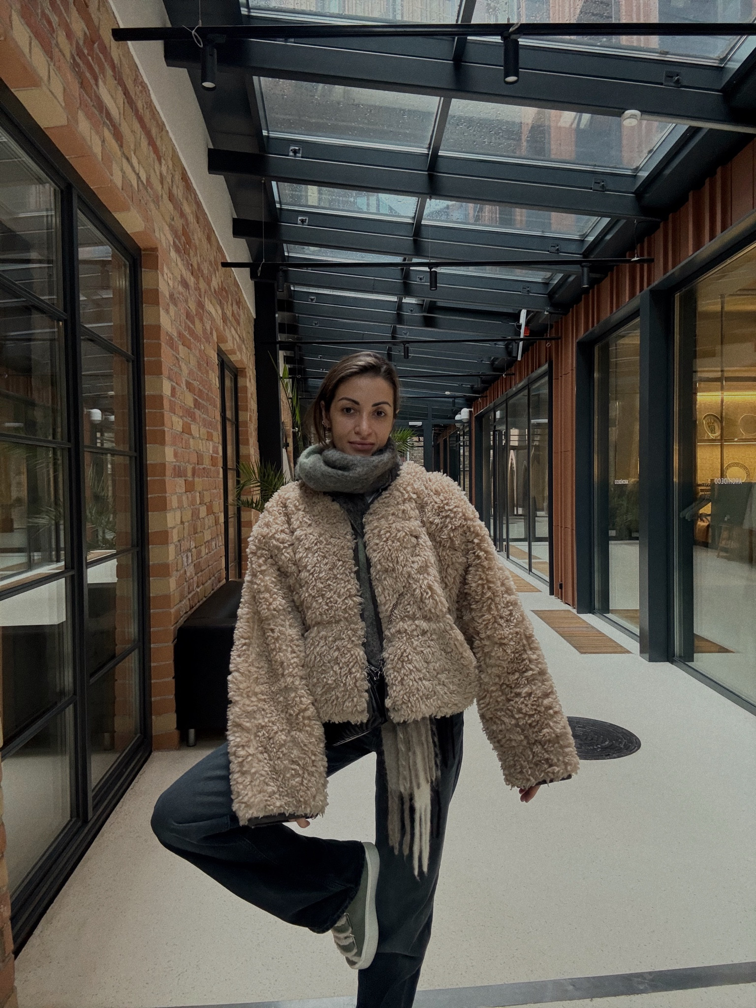 WINTER LOOK
COAT FUR
FUR SNEAKERS

#LTKwinter #LTKshoes #LTKeurope