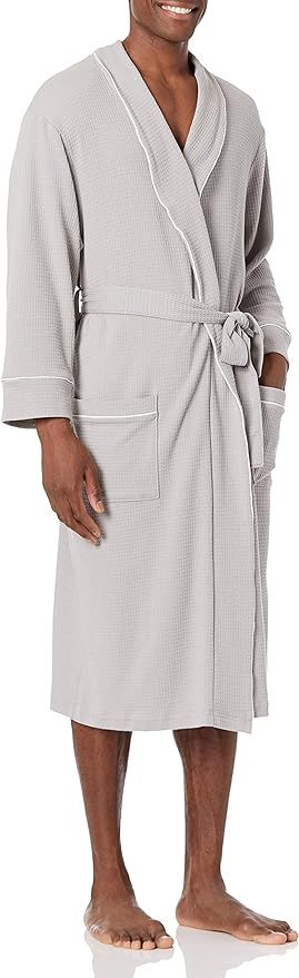 Amazon Essentials Men's Lightweight Waffle Robe (Available in Big & Tall) | Amazon (US)