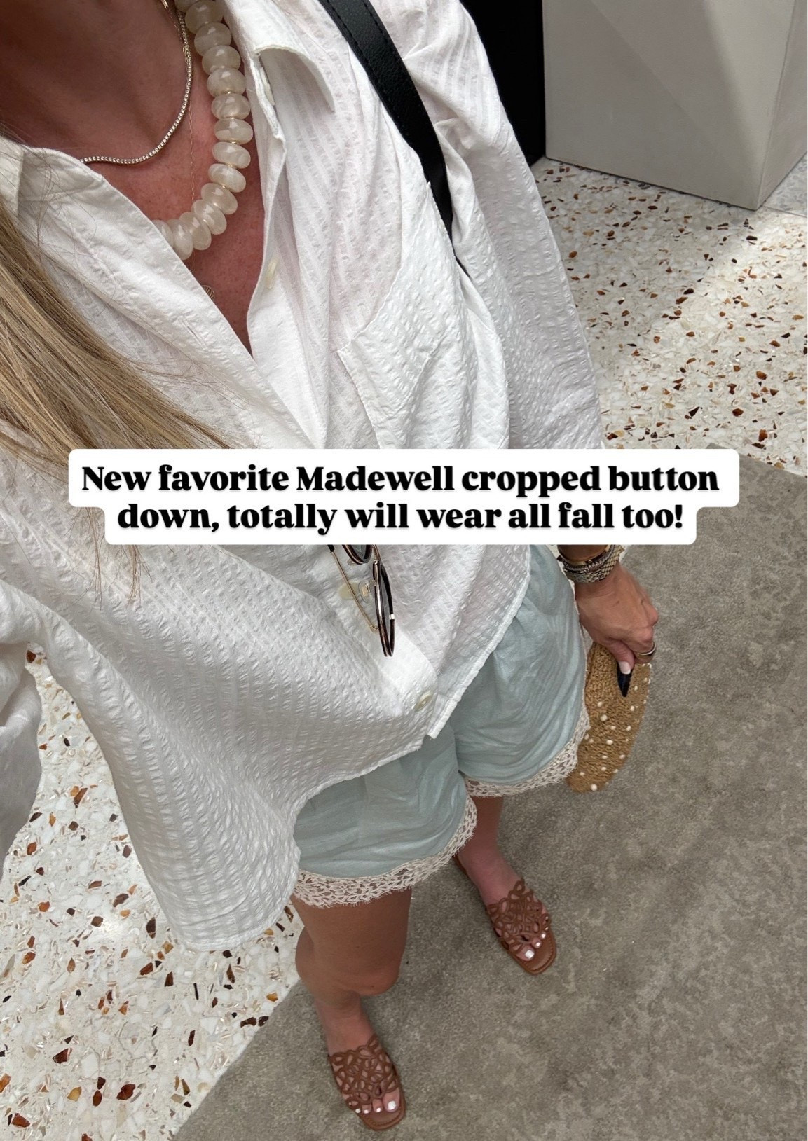 Wearing extra small in this cute crop, @Madewell  button down paired with these linen and lace shorts from @Aritzia Aritzia, size small .

#LTKootd #LTKOver40