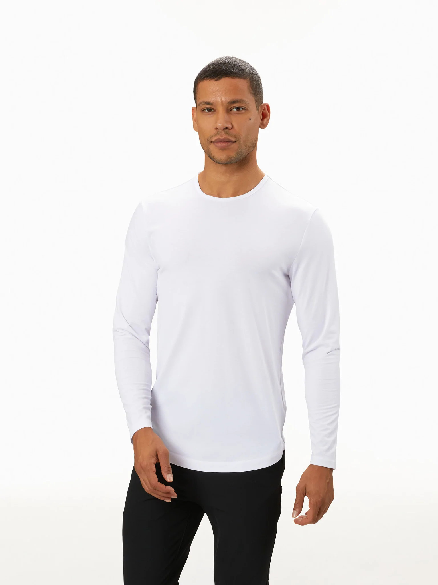 AO Long Sleeve Curve-Hem Tee | Cuts Clothing