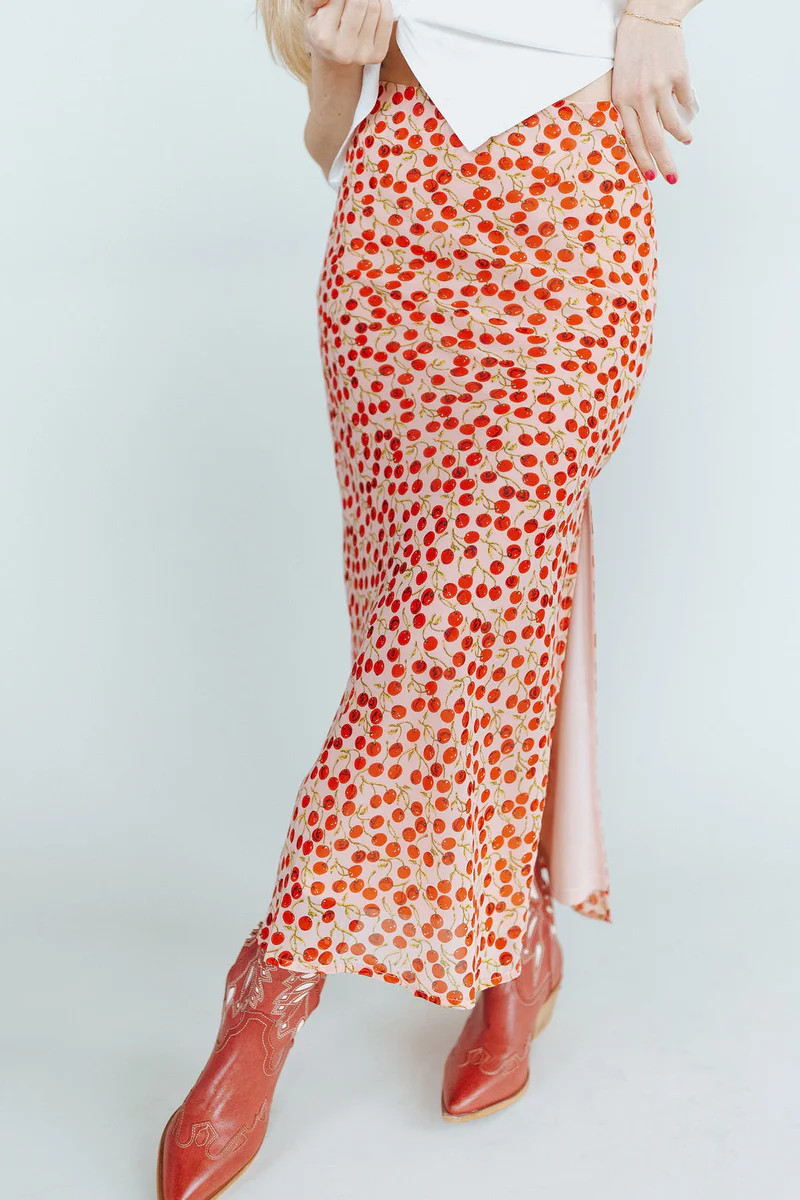 Cherry Amour Skirt | Henly
