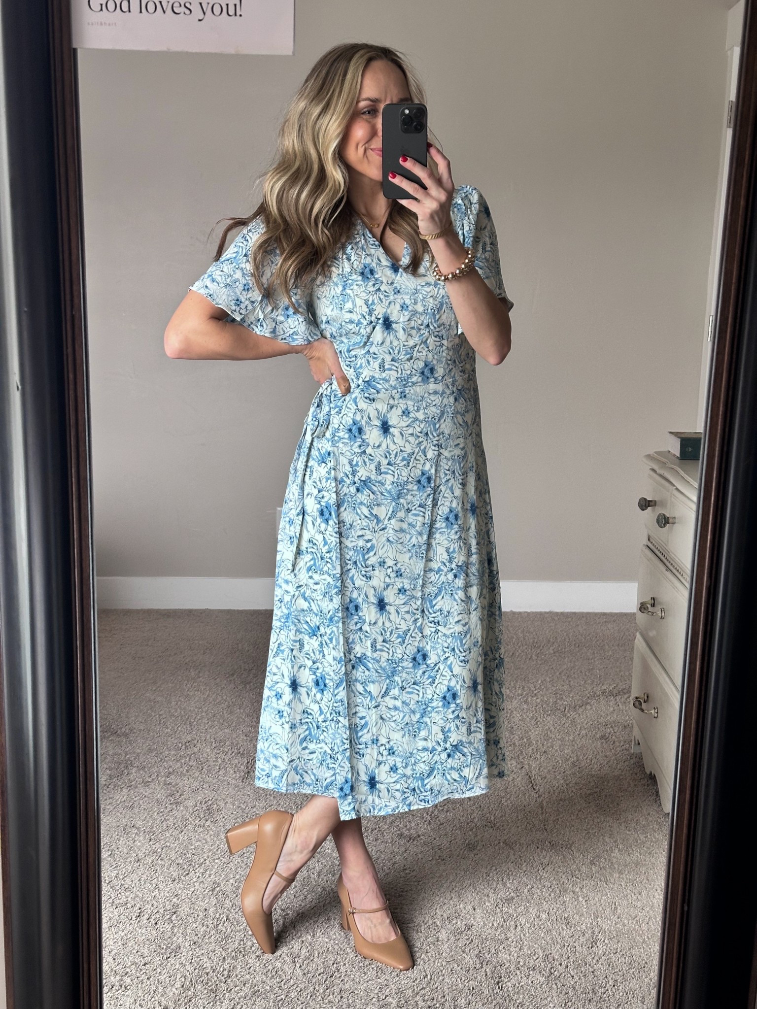 Another favorite Baltic Born dress that I am loving right now! True to size.

Code: TIERNEY15 saves you money!

#LTKFindsUnder100 #LTKStyleTip #LTKWatchNow