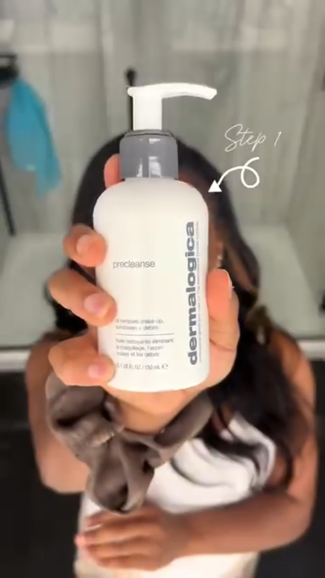 Wasn’t expecting to be fully obsessed... but @dermalogica really sent the routine. ✨🧴

Step 1 to 3 got me feeling like a spa day in my own bathroom!

Which step are y’all most curious about?

#dermalogica #skincareroutine #chicago #prpackage #skincare #prpackageunboxing

#LTKBeauty