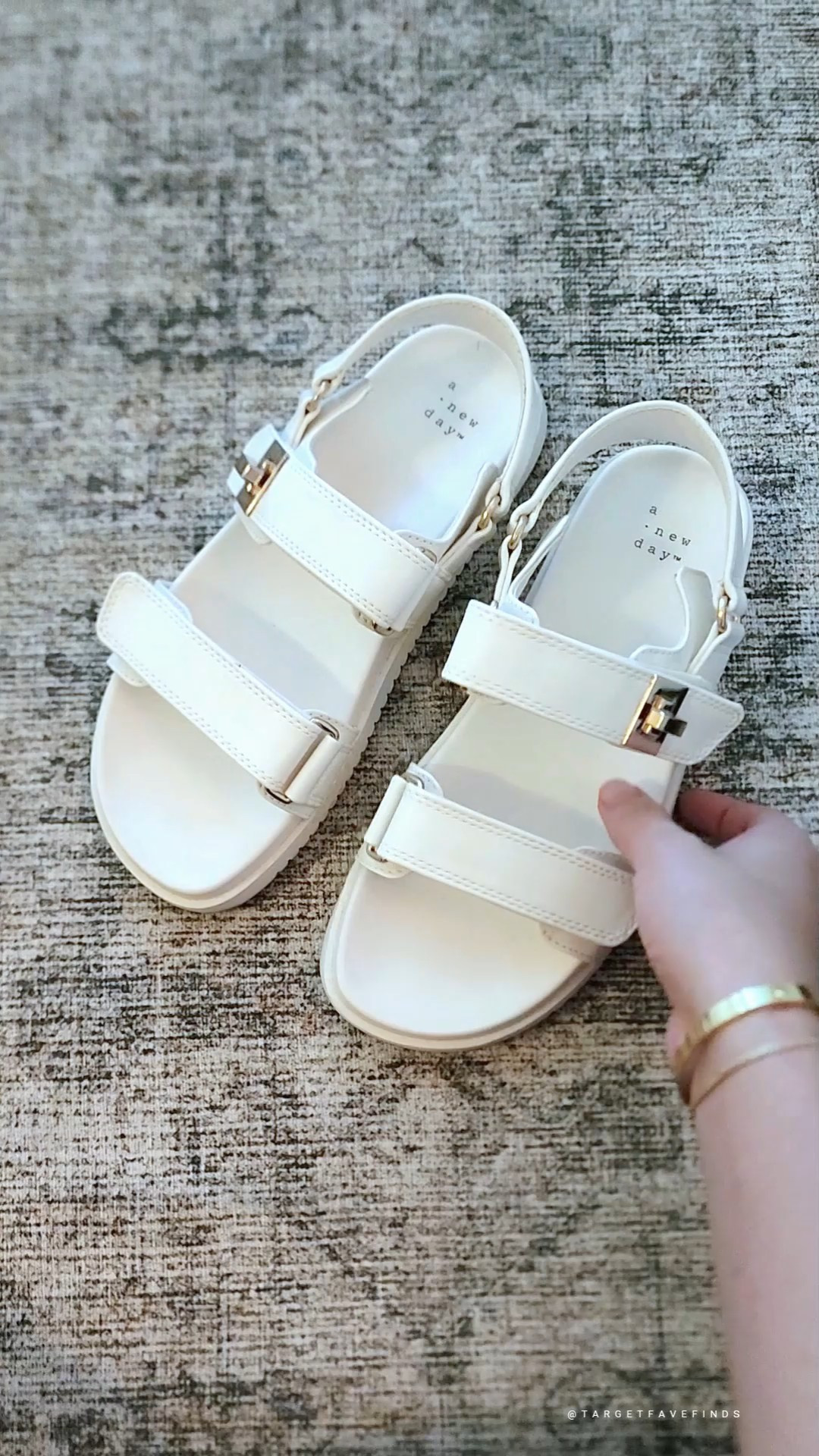 Steve Madden dad sandals look for less, chunky sandals, summer sandals, target style, target finds, targetfavefinds, true to size

#LTKShoeCrush #LTKVideo #LTKSaleAlert