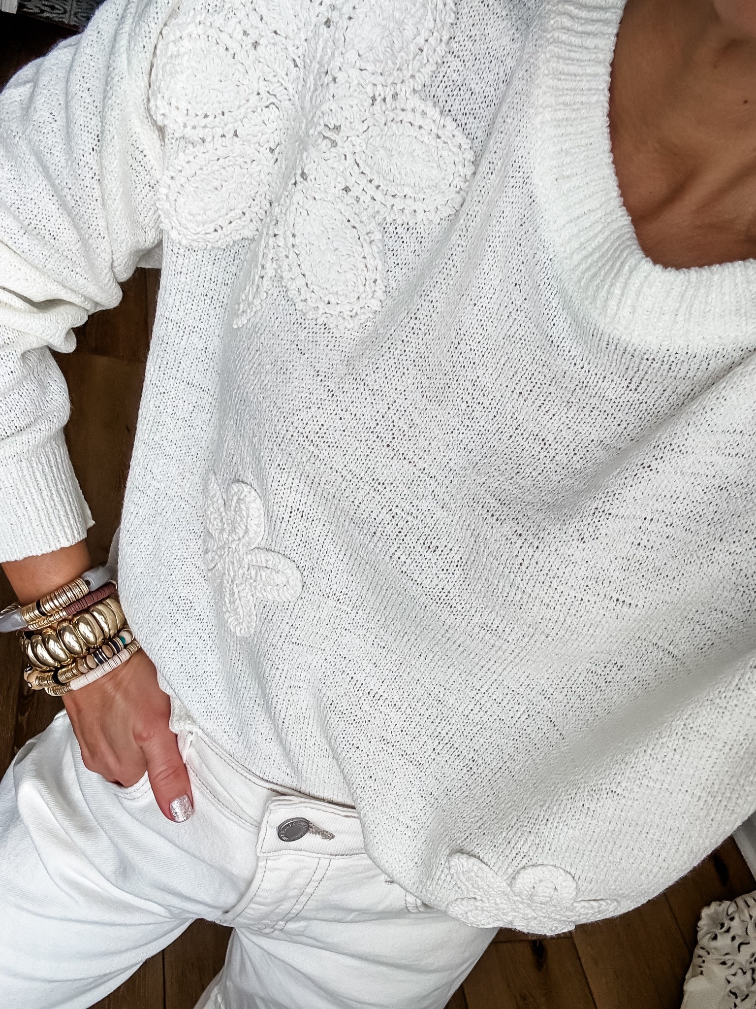 Jewelry code houseofleo30. Small white sweater.

#LTKOver40 #LTKFindsUnder100