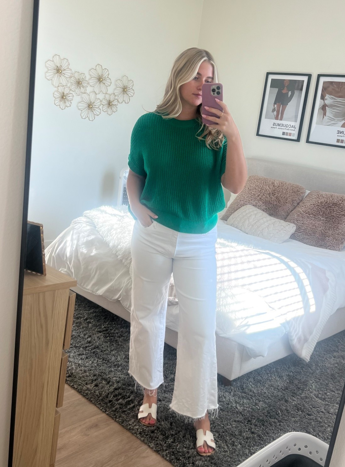 Still white Jean weather in Arizona 

#LTKSeasonal #LTKStyleTip