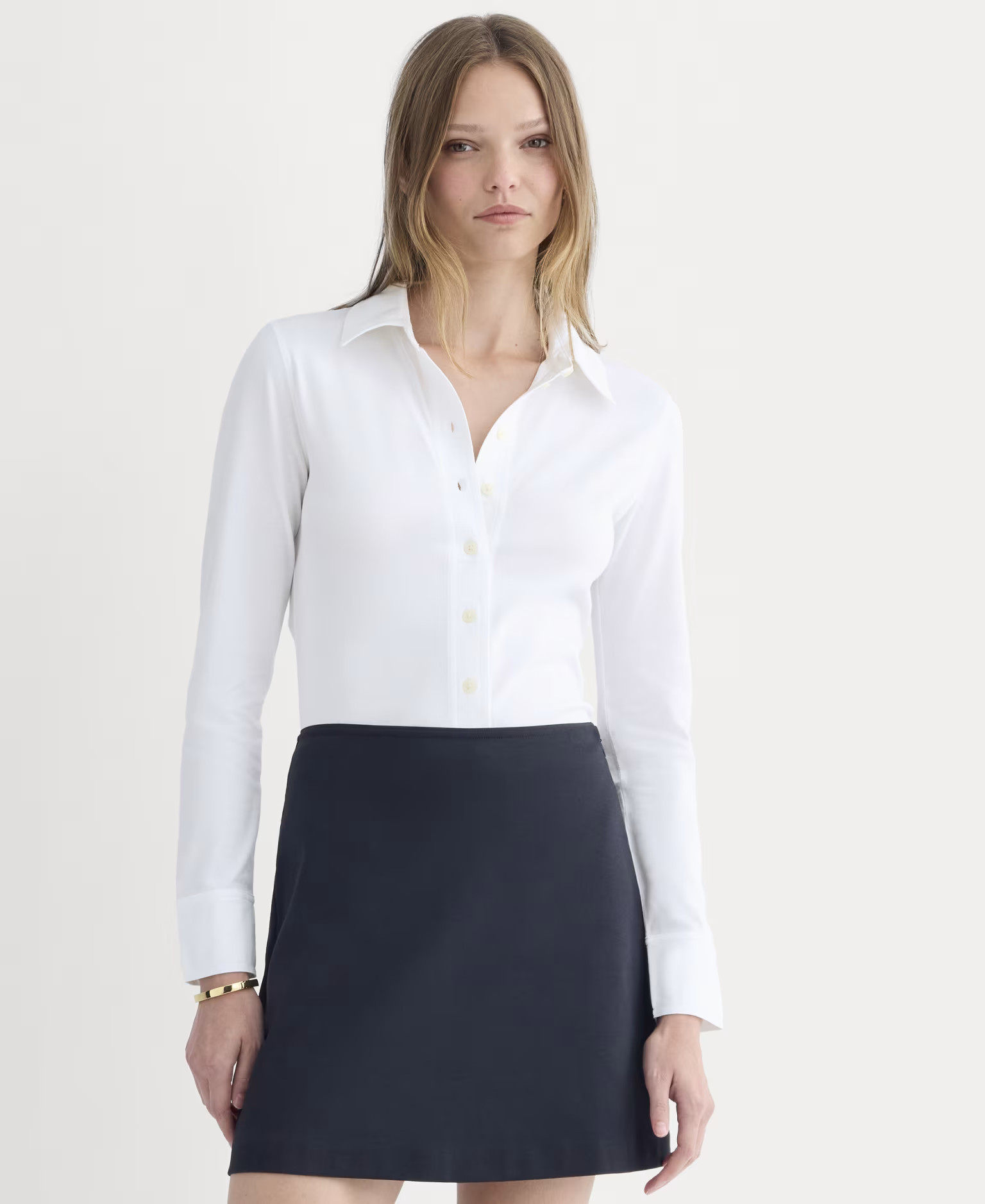 Women's Button-Up Shirt in Essential Cotton by Everlane in White, Size S | Everlane