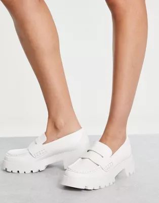 Pull&Bear chunky loafer in white | ASOS (Global)