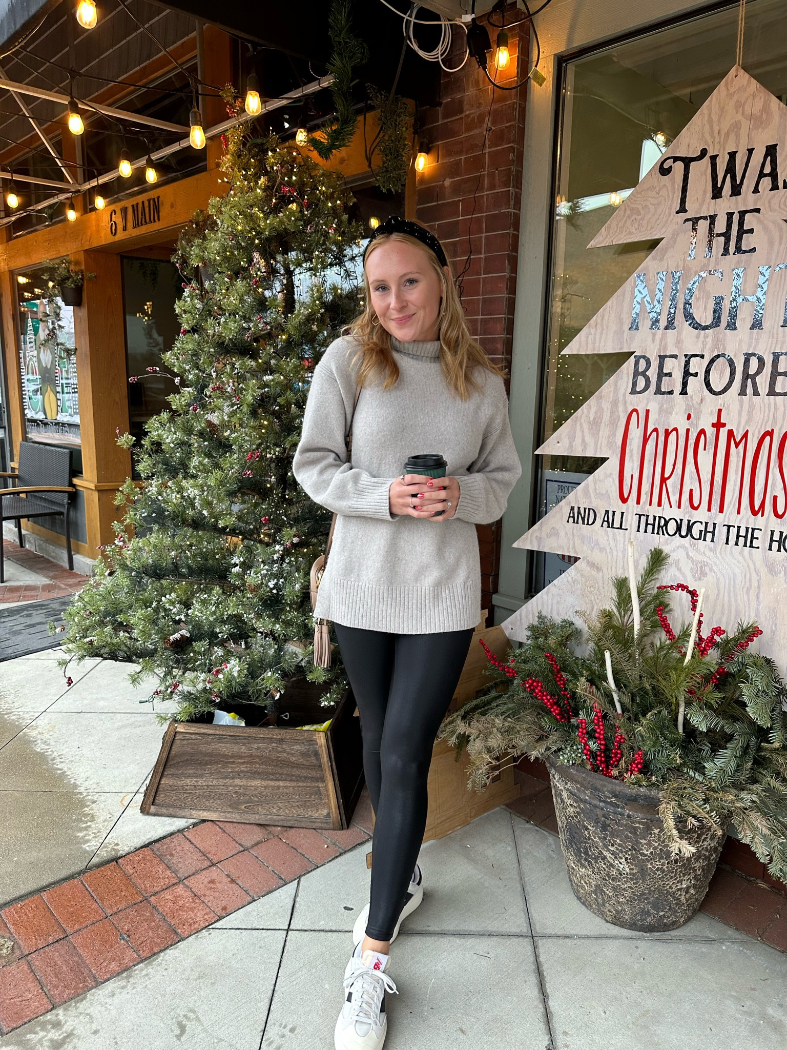 the perfect cozy outfit♥️

#LTKshoecrush #LTKHoliday #LTKstyletip