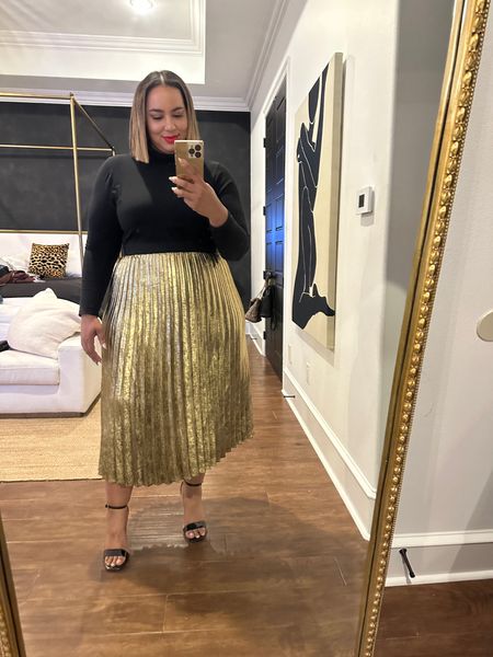 Holiday look Im crushing on right now! The pleated skirt is classic. Im wearing 14/16 

#LTKHoliday #LTKHolidaySale #LTKplussize