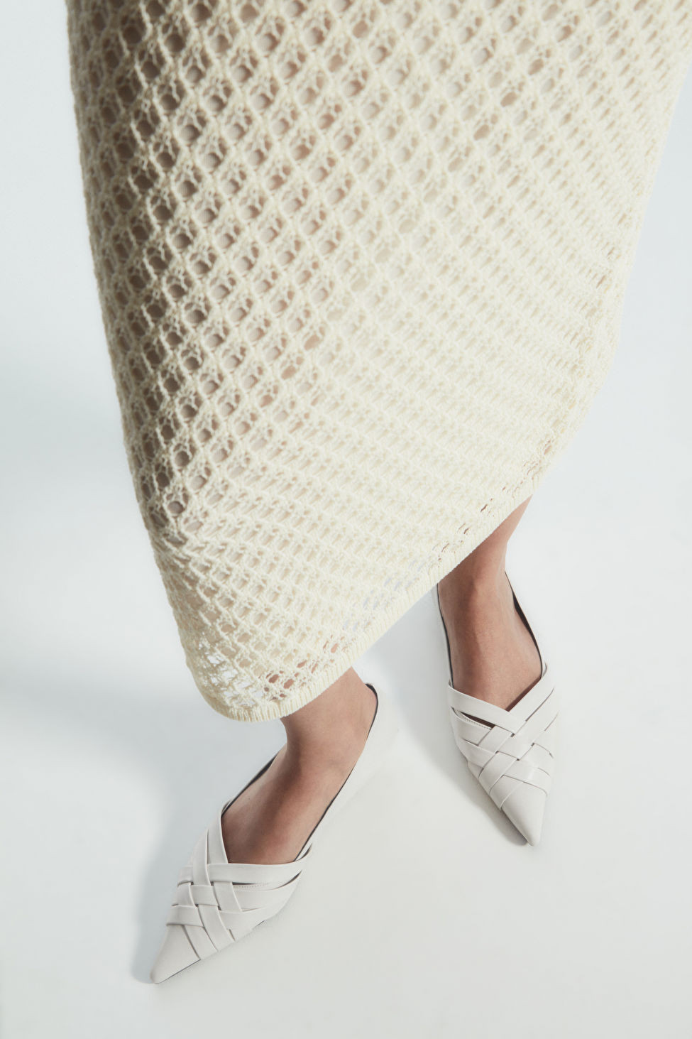 CROSSOVER BALLET FLATS | COS (EU)