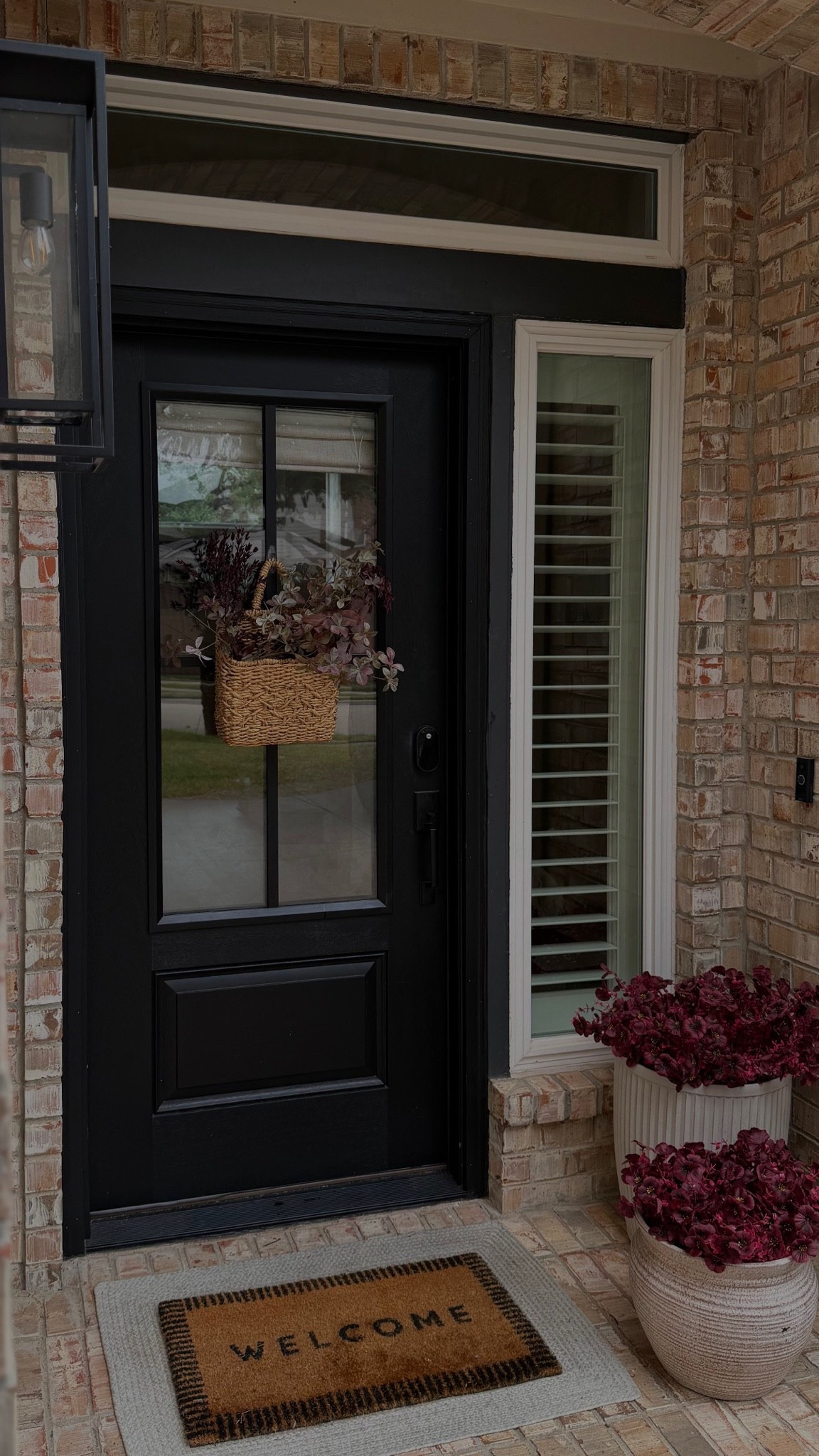 Simple fall front porch, all with faux florals!

#LTKHome #LTKSeasonal