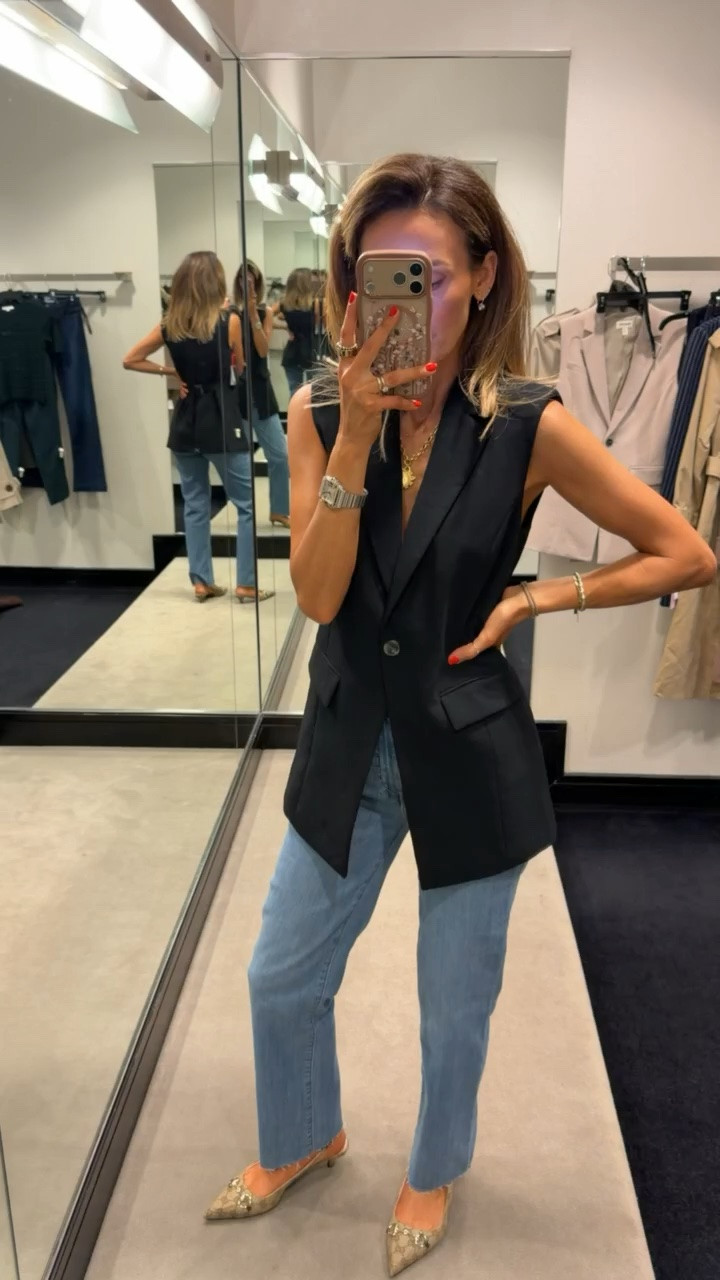 I love a sleeveless blazer, and this one is under $100 on the sale!

#LTKSaleAlert #LTKootd #LTKOver40