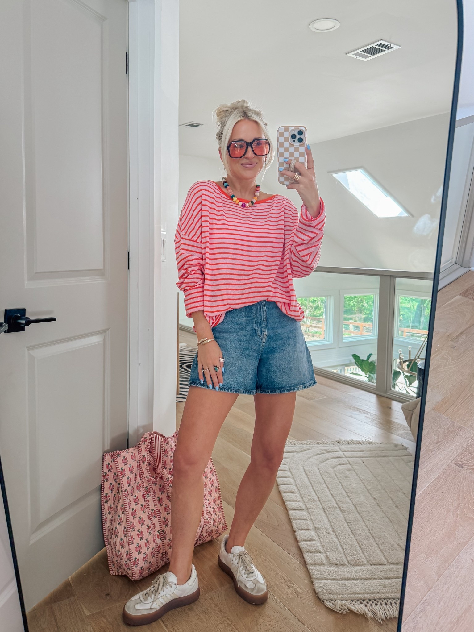 Wearing a medium in this top! 

#LTKgrwm #LTKootd