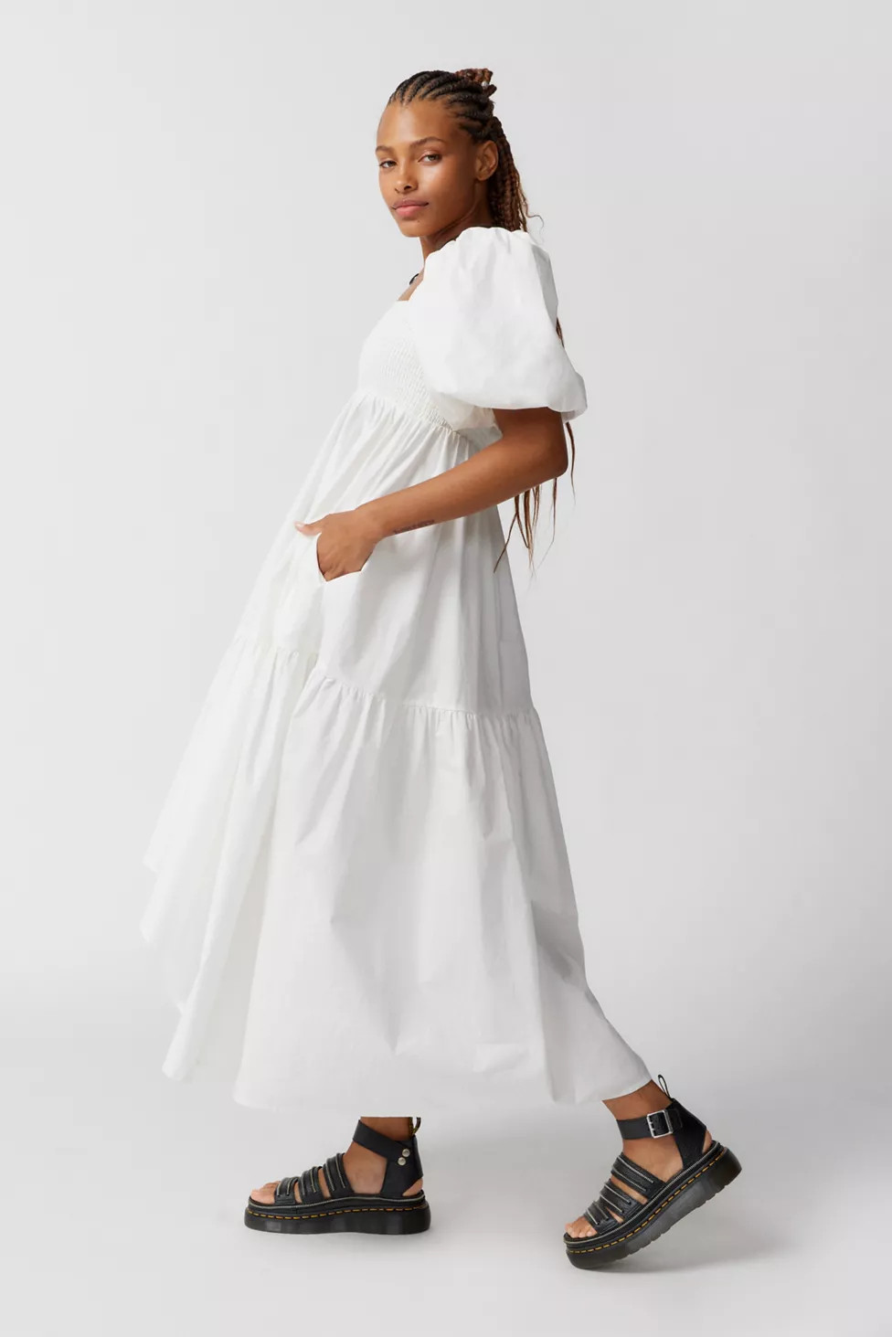 Kimchi Blue Shara Puff Sleeve Midi Dress | Urban Outfitters (US and RoW)