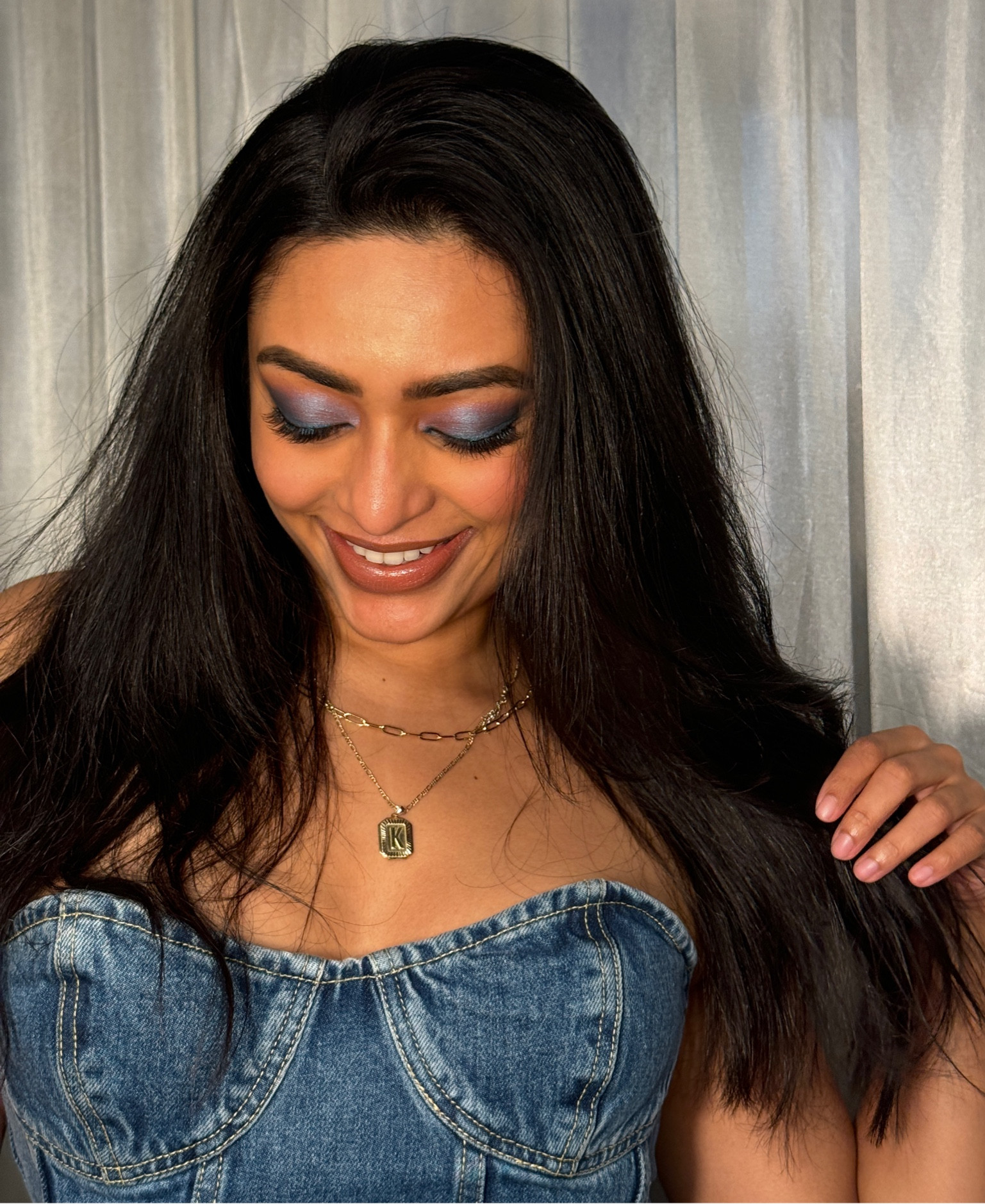 Denim top with matching blue eyeshadow 🩵👖 


#LTKU #LTKbeauty #LTKstyletip