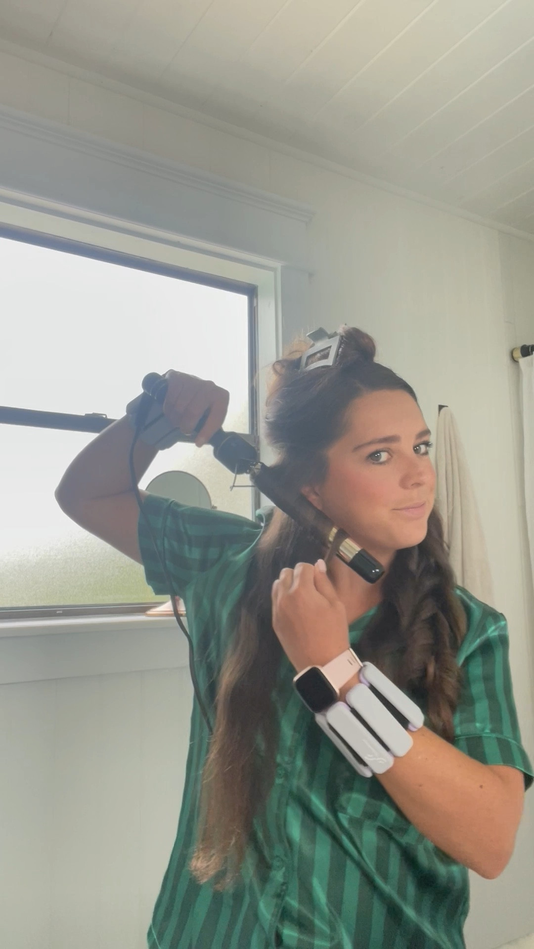 Love these wrist weights!! I’ve been wearing them to help tone my arms while I get ready or while I do laundry 🏋🏼‍♀️

#LTKSummerEdit #LTKActive #LTKFindsUnder50