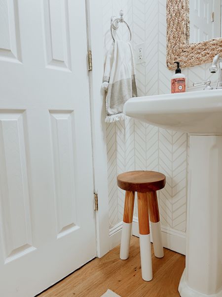 Serena & lily sale
Stool for bathroom