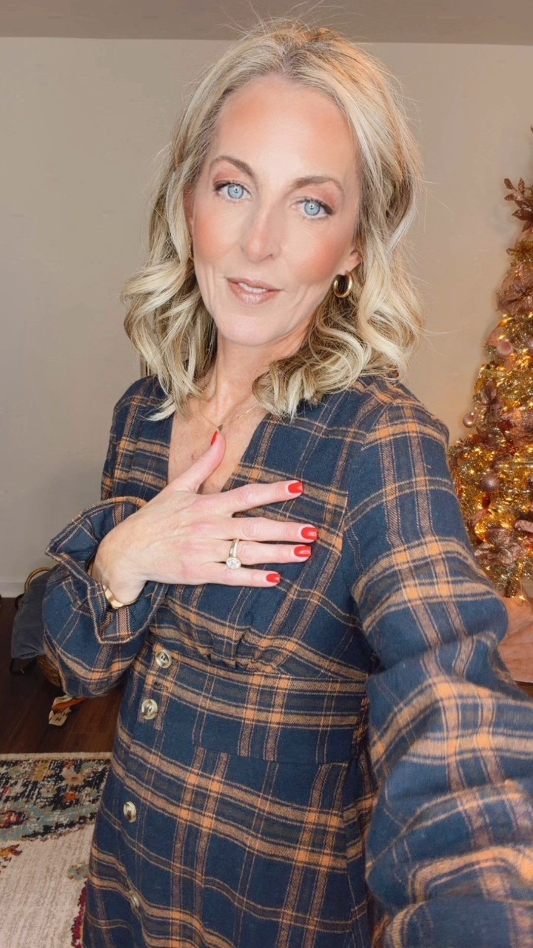 Three looks. One brand. Zero overthinking!! Partnering with Cupshe to show you how one stop can cover every moment of your season and giving you a code Athena15 for 15% off for a little shopping fun! Comment SHOP for details.

✔️ Cozy & comfy for running errands or tackling laundry day 🧺
✔️ Effortlessly cute dress for work, dinner, or a night out with friends
✔️ Chic + elevated for last-minute New Year’s plans or a holiday party

Each look is comfortable, flattering, and easy to style—because getting dressed should feel simple and confident. I’m sharing all three outfits linked in my LTK so you can recreate them without the guesswork.

Tap to shop, save, and step into the season feeling put together—no matter what your plans look like. 

@cupshe, #cupshe #cupshepartner @shop.ltk, #liketkit
#LTKSaleAlert #LTKOver40 #LTKSeasonal
