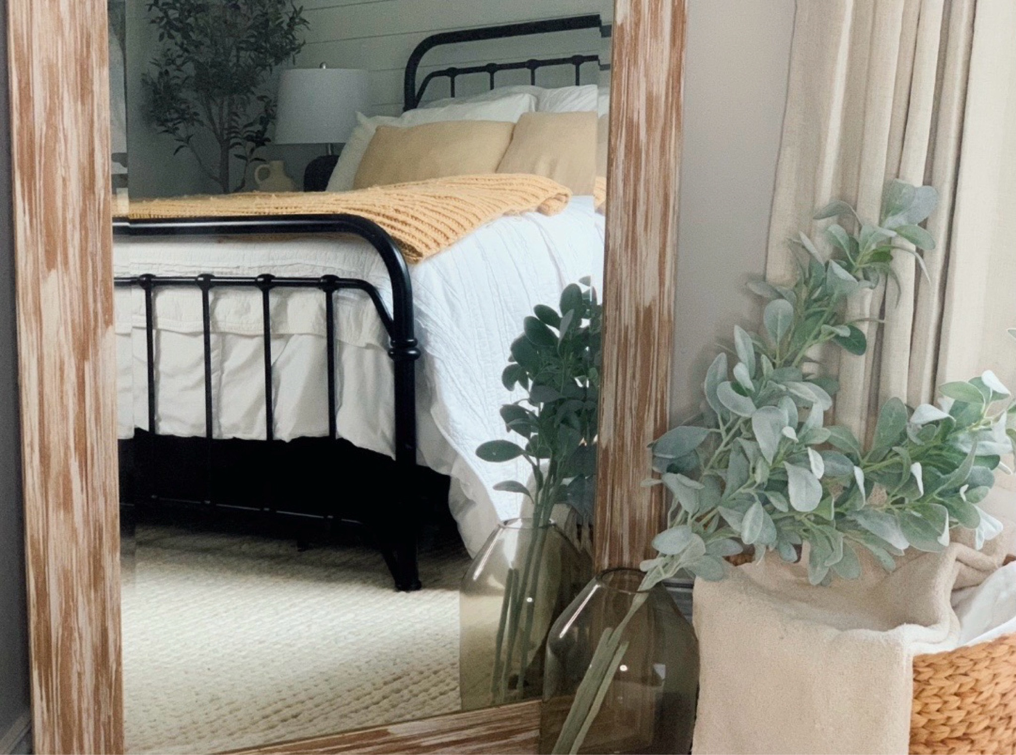 Bedroom Ideas

Bedroom inspiration, home decor, bedding, Wayfair furniture, Wayfair finds, Amazon finds, amazon home, home styling, bedroom finds, queen bed frame, bed frames, iron bed frame, blankets 

#LTKHome #LTKStyleTip #LTKSummerSales