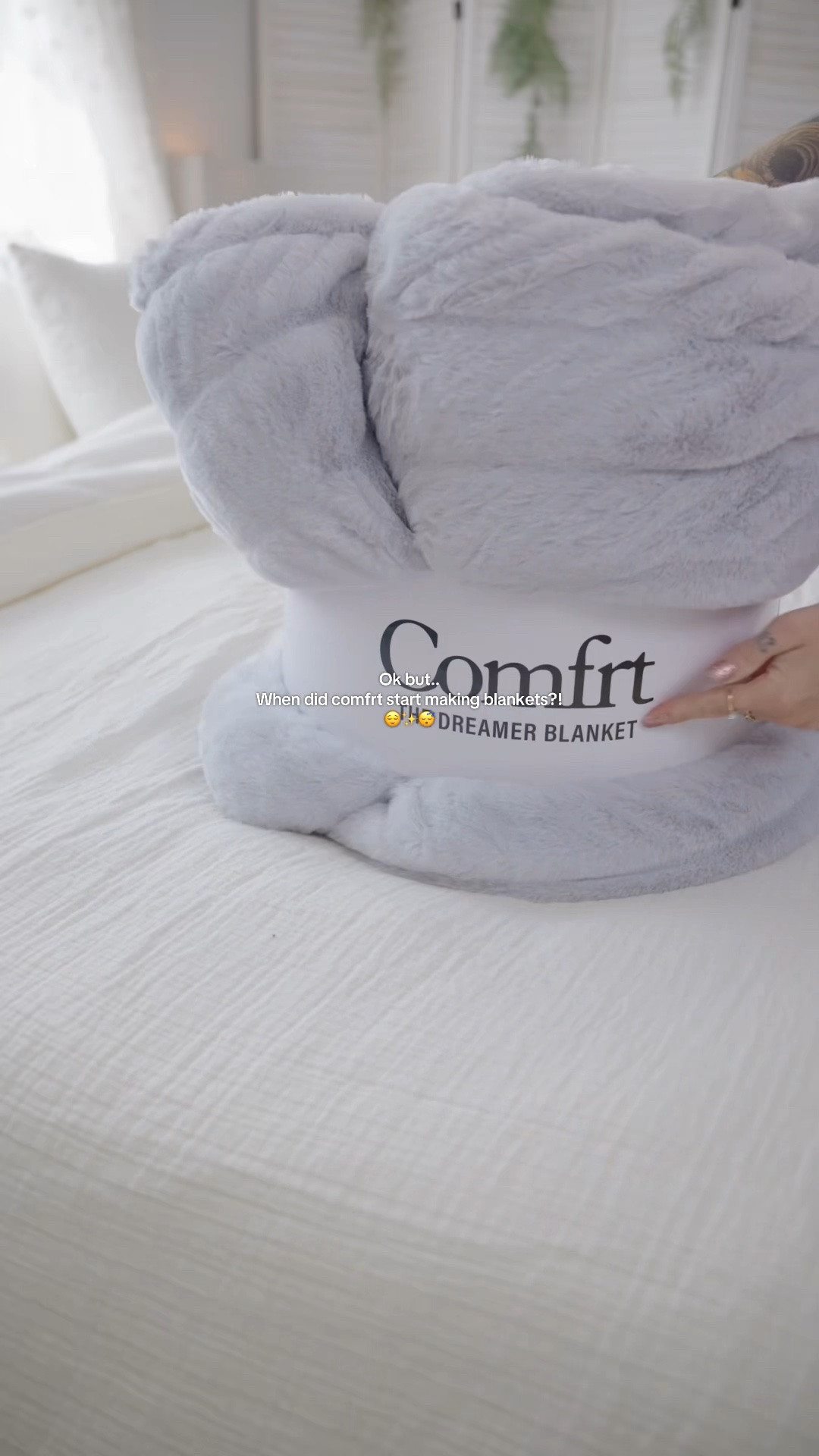 Illove a good soft stretchy blanket #comfrt #comfrtblanket #cozyblanket #blanket #bedding

#LTKSaleAlert #LTKHome #LTKmomlife