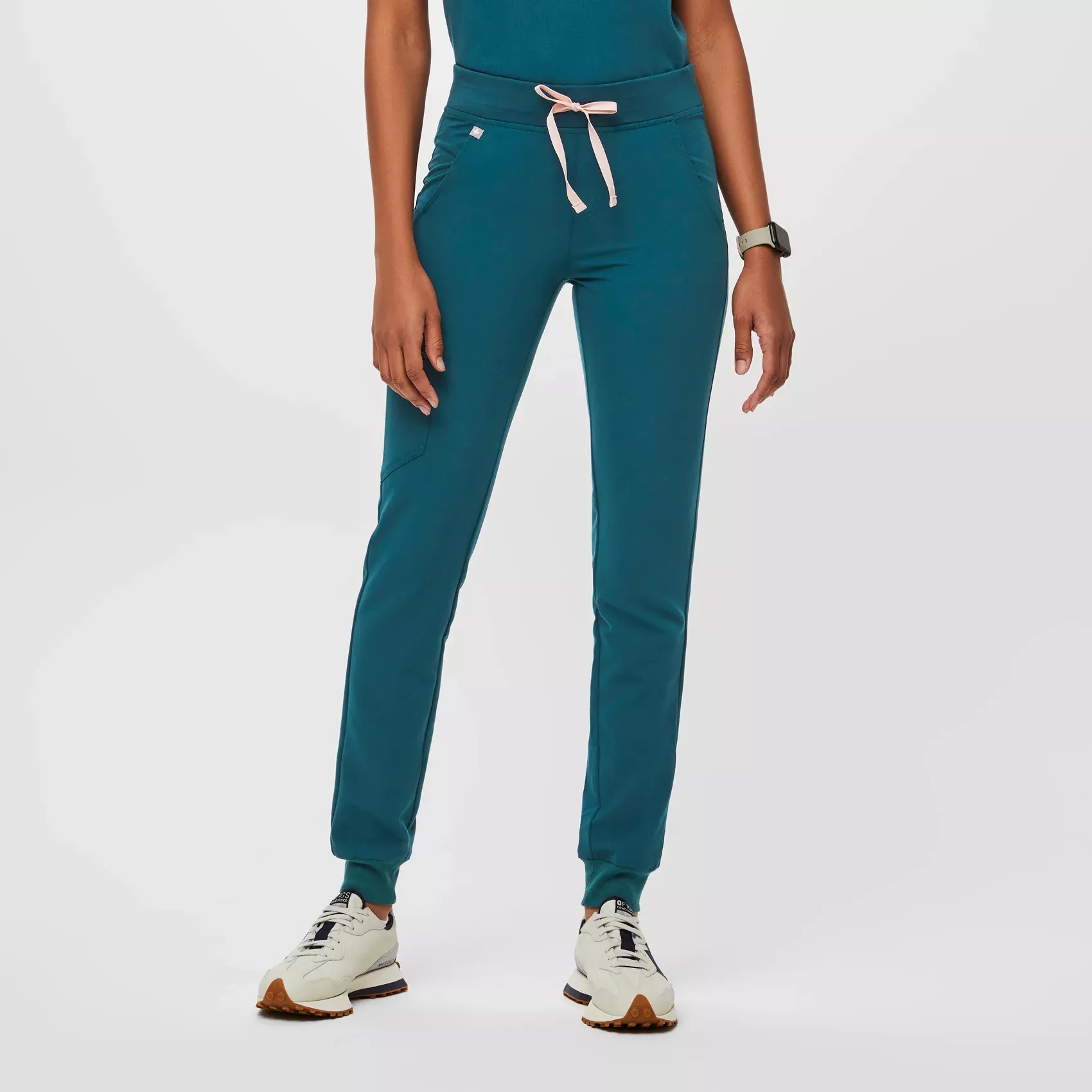 FIGS Rafaela Scrub Top (Alps Blue) - Women's Clothing & Shoes - Lexington,  South Carolina, Facebook Marketplace