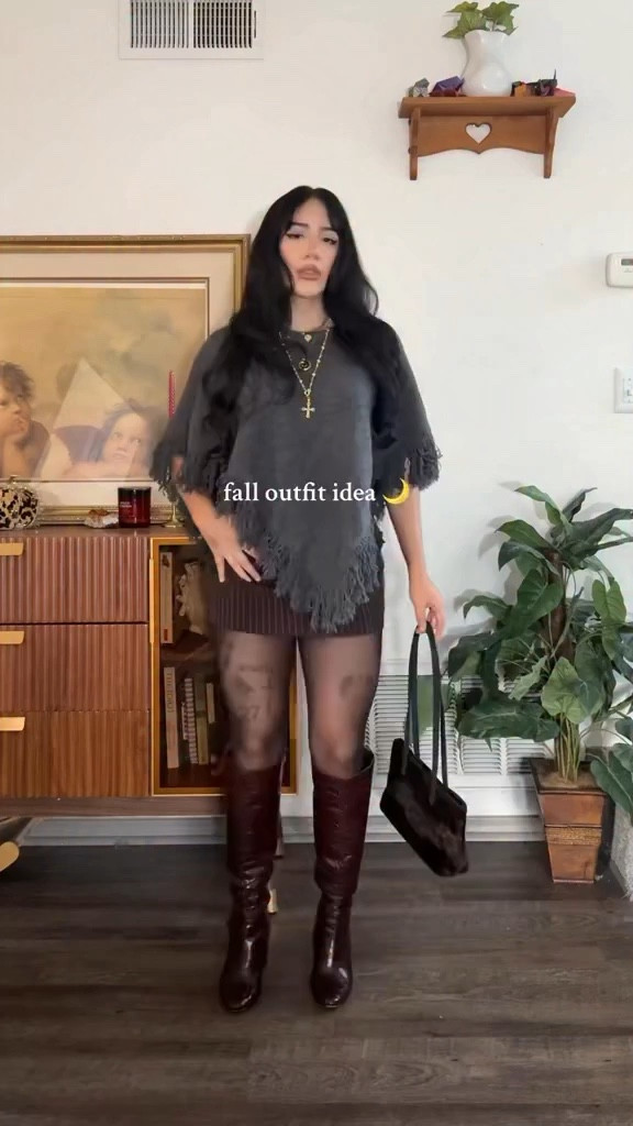 poncho from @hollister my new fav 🤍 #ponchooutfit #outfitideas #outfitinspo